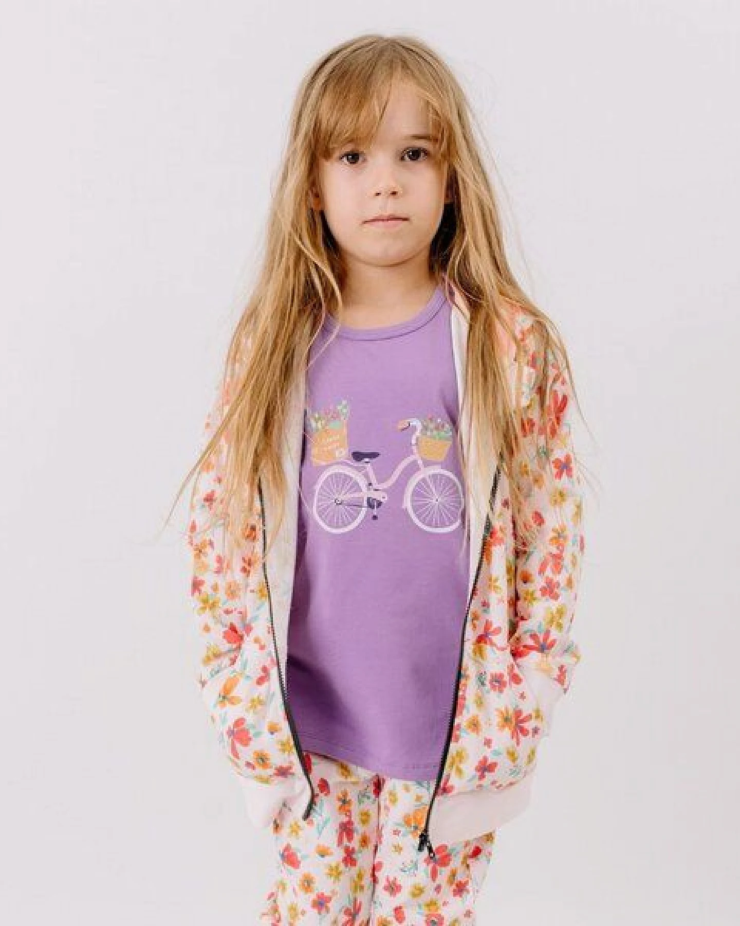 Kapuzenjacke Rosa Blumen Allover Bio-Baumwolle GOTS – Walkiddy – Ansicht 3