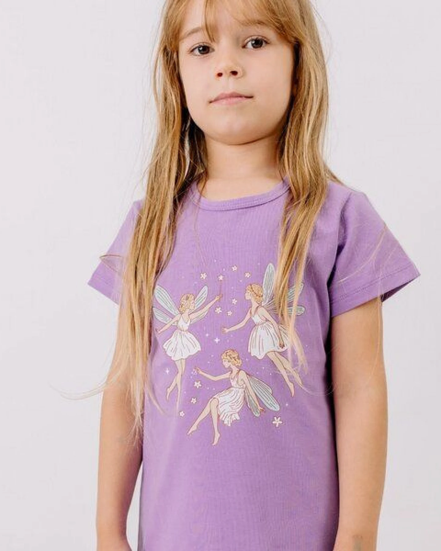 T-Shirt Lila/Flieder Feen platzierter Print Bio-Baumwolle GOTS Kurzarm – Walkiddy – Ansicht 2
