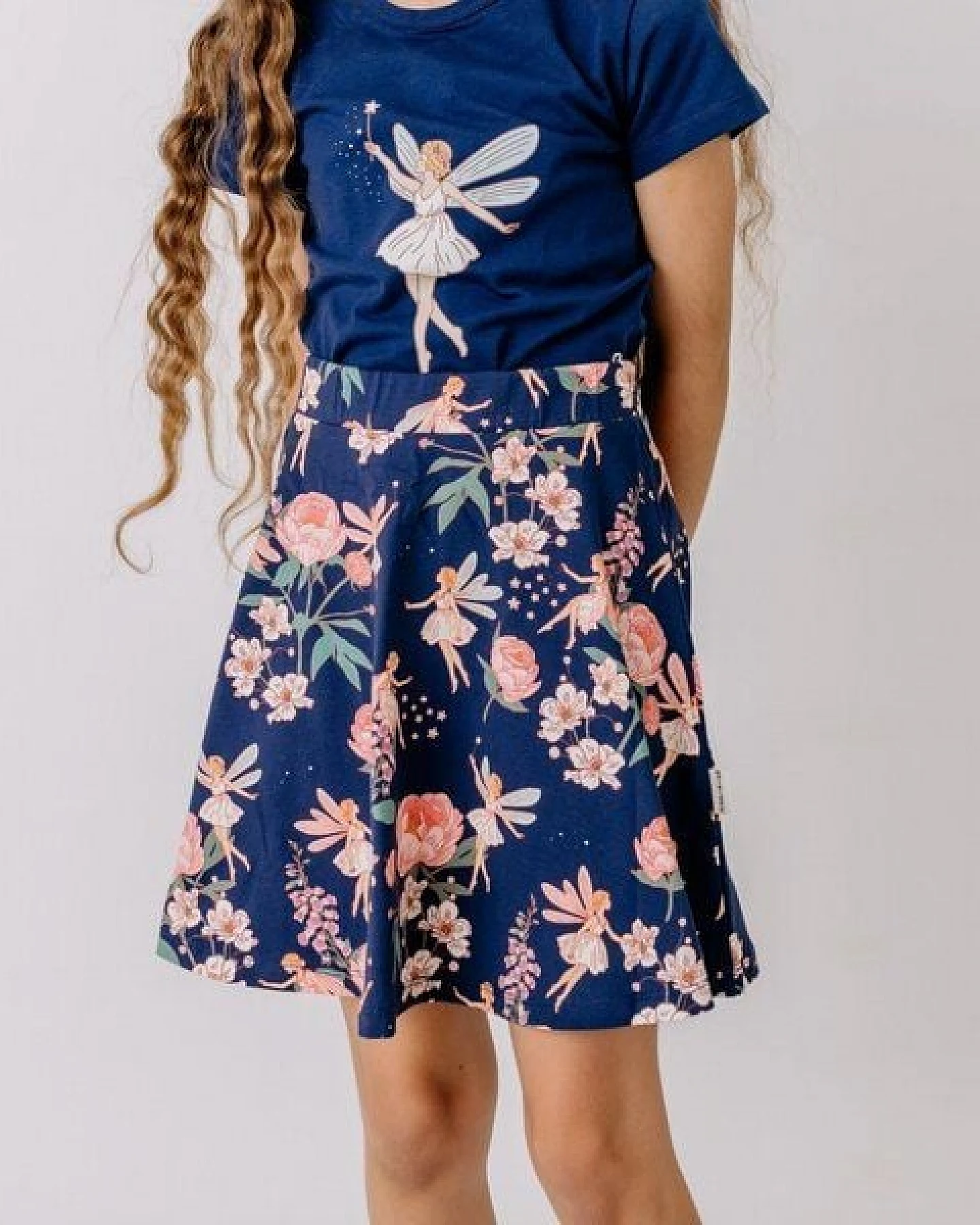Rock Dunkelblau Blumen-Print Allover Bio-Baumwolle GOTS – Walkiddy – Ansicht 2