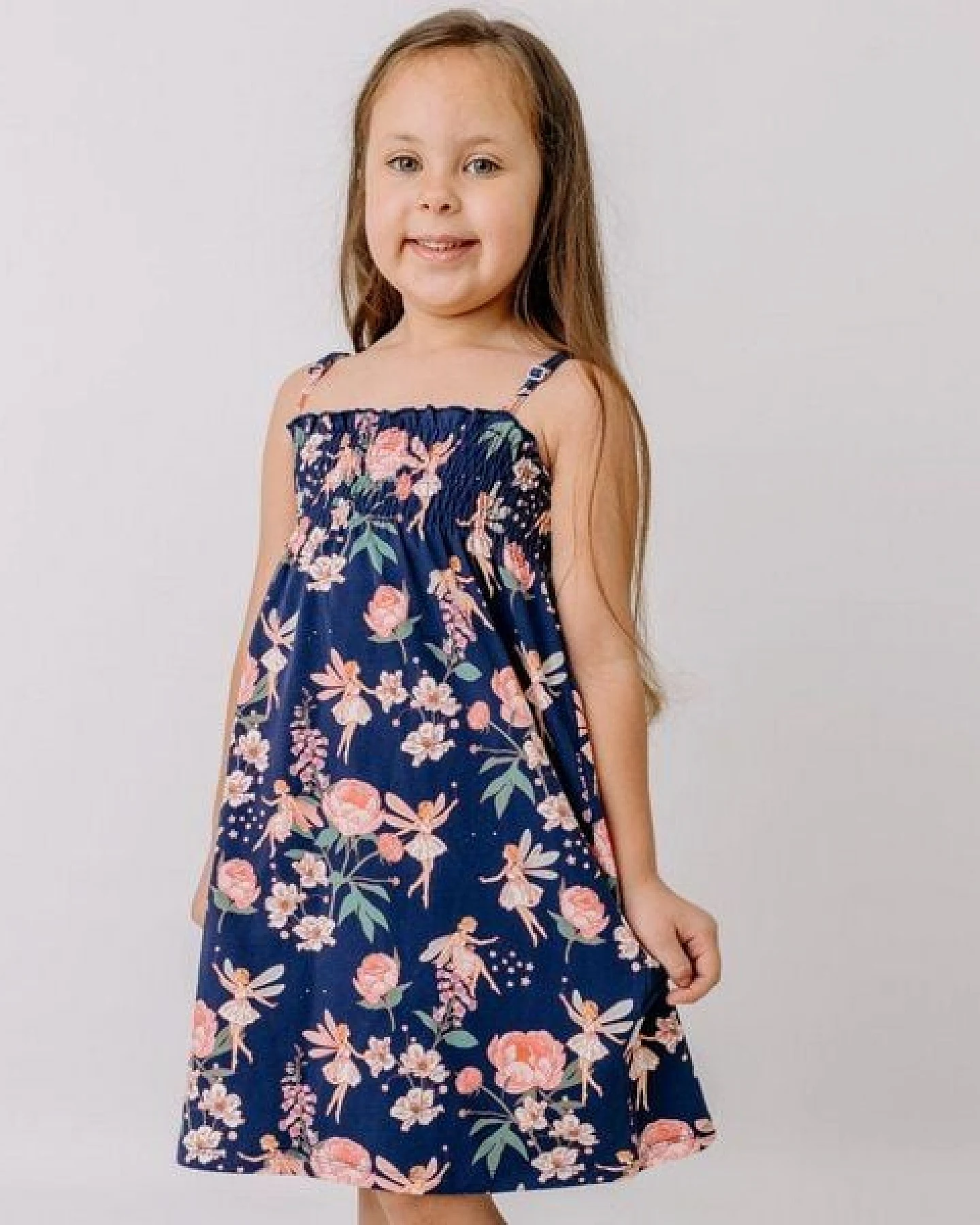 Trägerkleid Dunkelblau Feen & Blumen Allover Bio-Baumwolle GOTS – Walkiddy – Ansicht 2