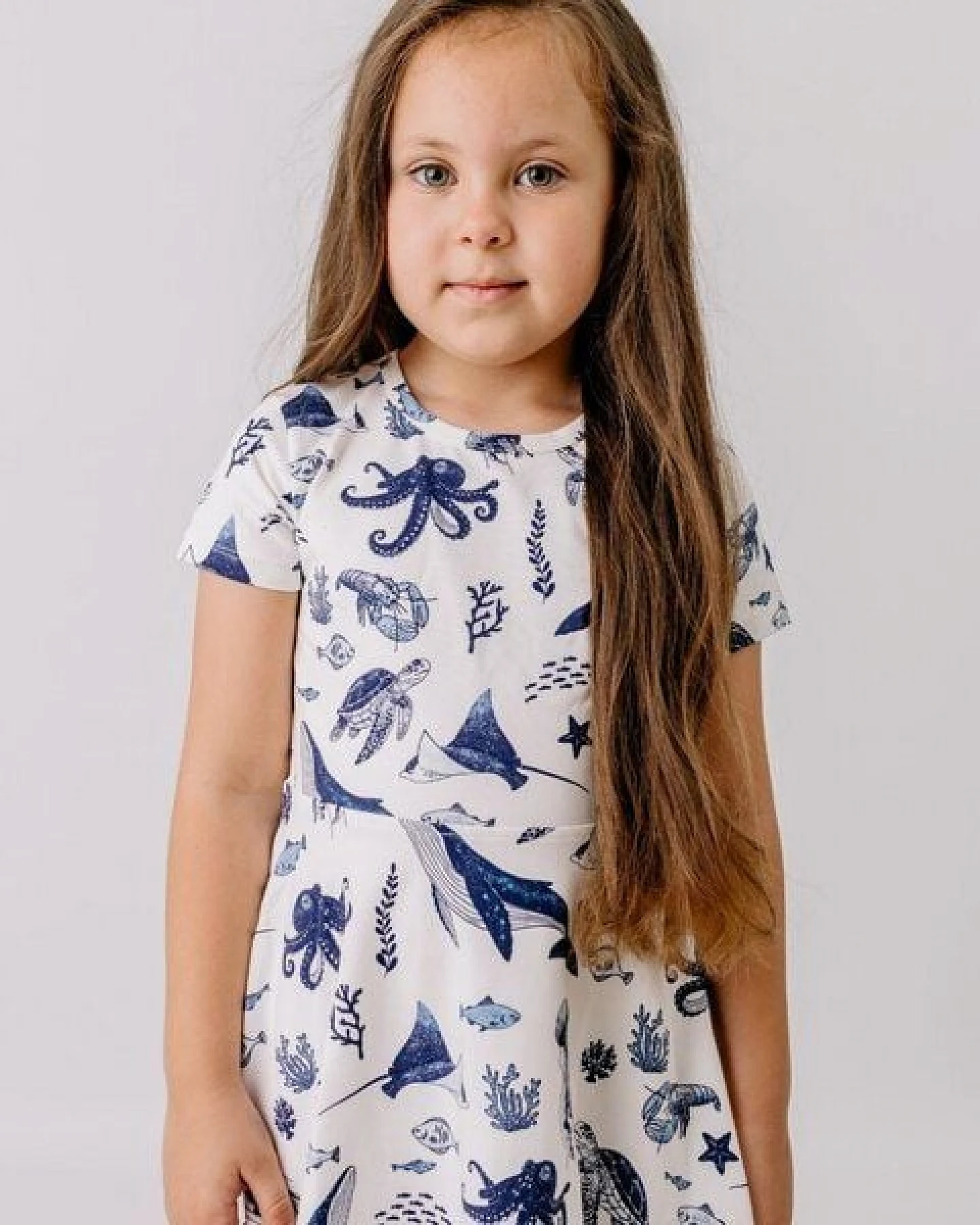 Sommerkleid Weiß Wal-Print Allover Bio-Baumwolle GOTS Kurzarm – Walkiddy – Ansicht 3