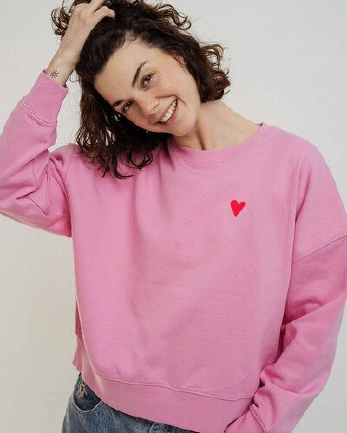 Kultgut Artdesign - Goodness Pulloversweater im Boxistyle / Red Heart – Ansicht 2