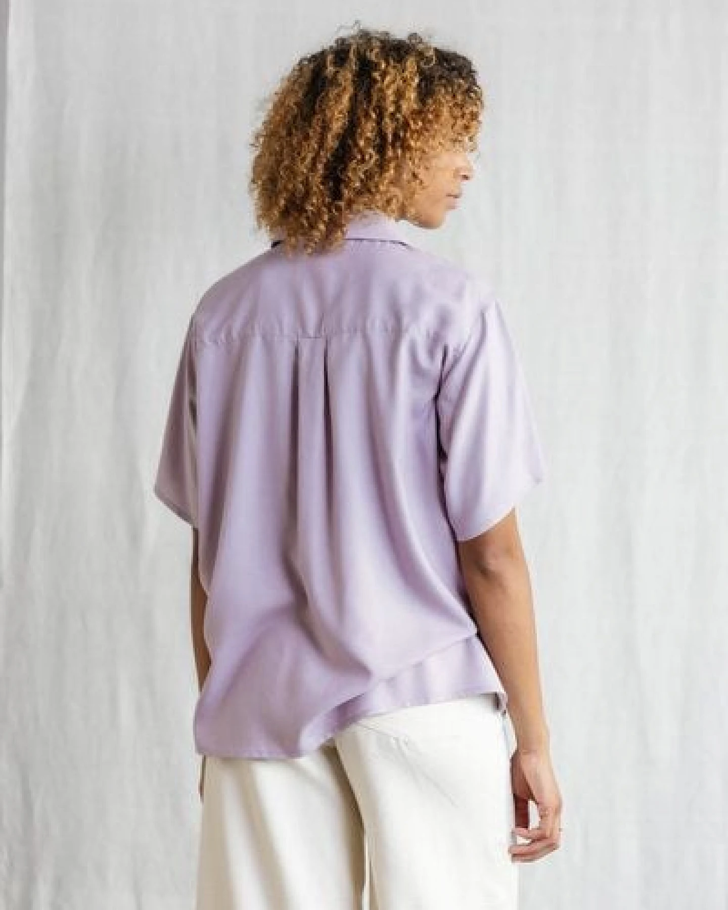 Jyoti - Fair Works Ecovero Shirt Nehani – Ansicht 3