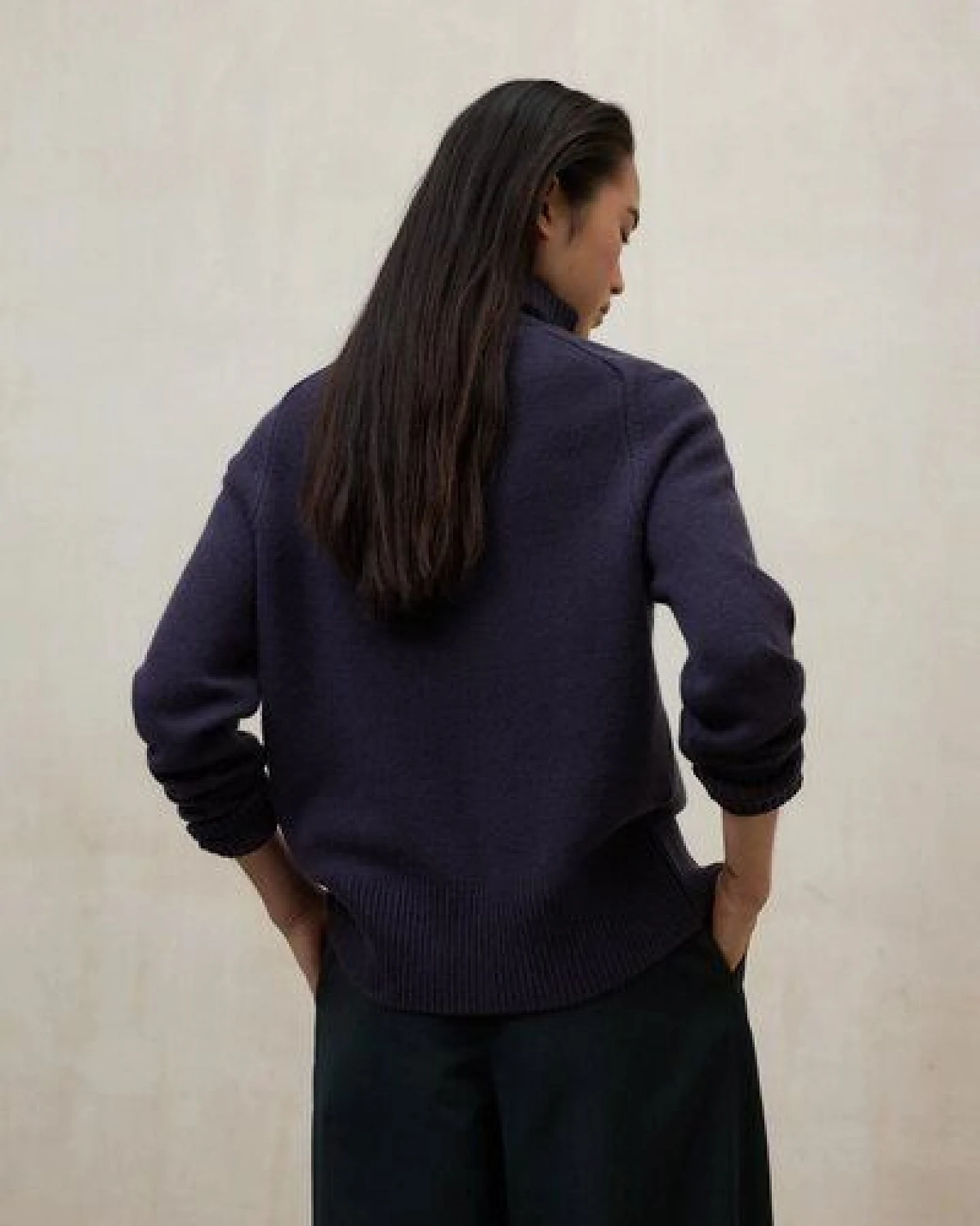 ECOALF Damenpullover CAQUI aus rec. Wolle – Ansicht 2