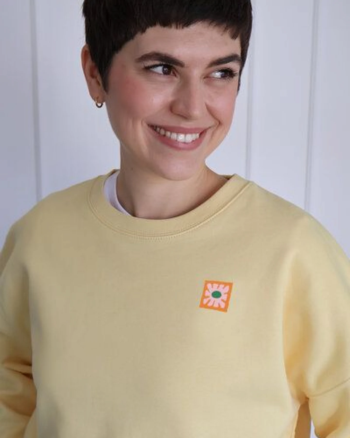 Kultgut Artdesign - Goodness Pulloversweater im Boxistyle / Little Flower – Ansicht 4