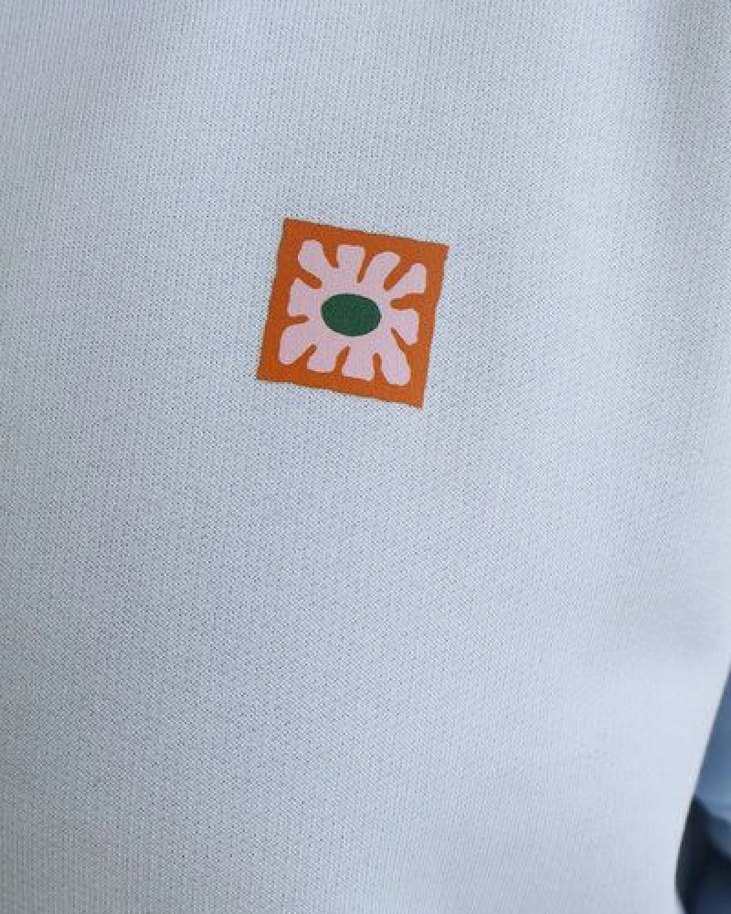 Kultgut Artdesign - Goodness Pulloversweater im Boxistyle / Little Flower – Ansicht 3