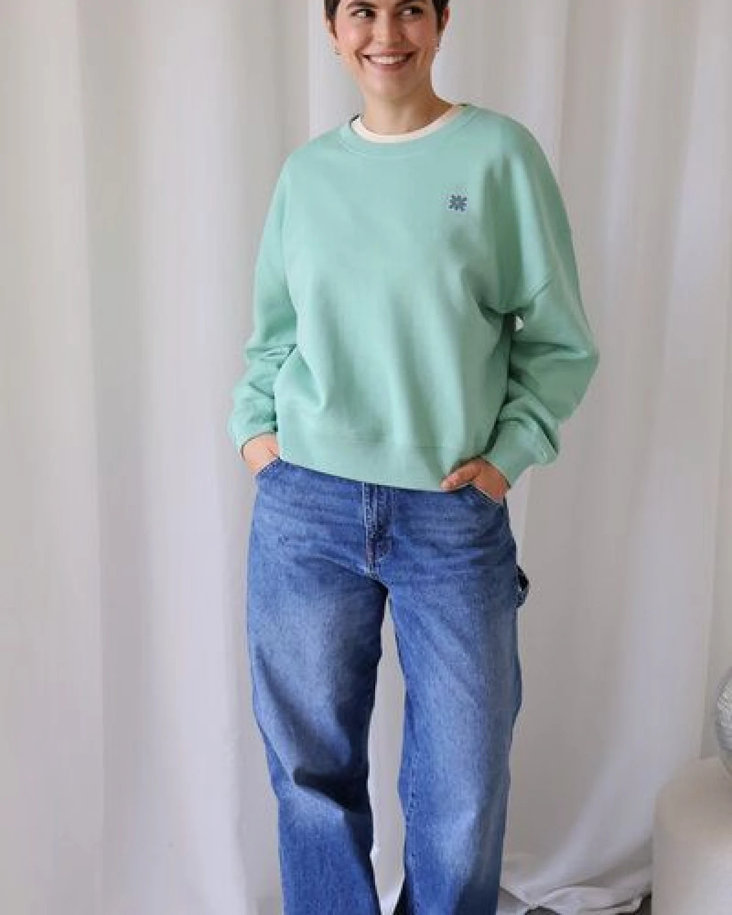 Kultgut Artdesign - Goodness Pulloversweater im Boxistyle / Little Flower – Ansicht 3