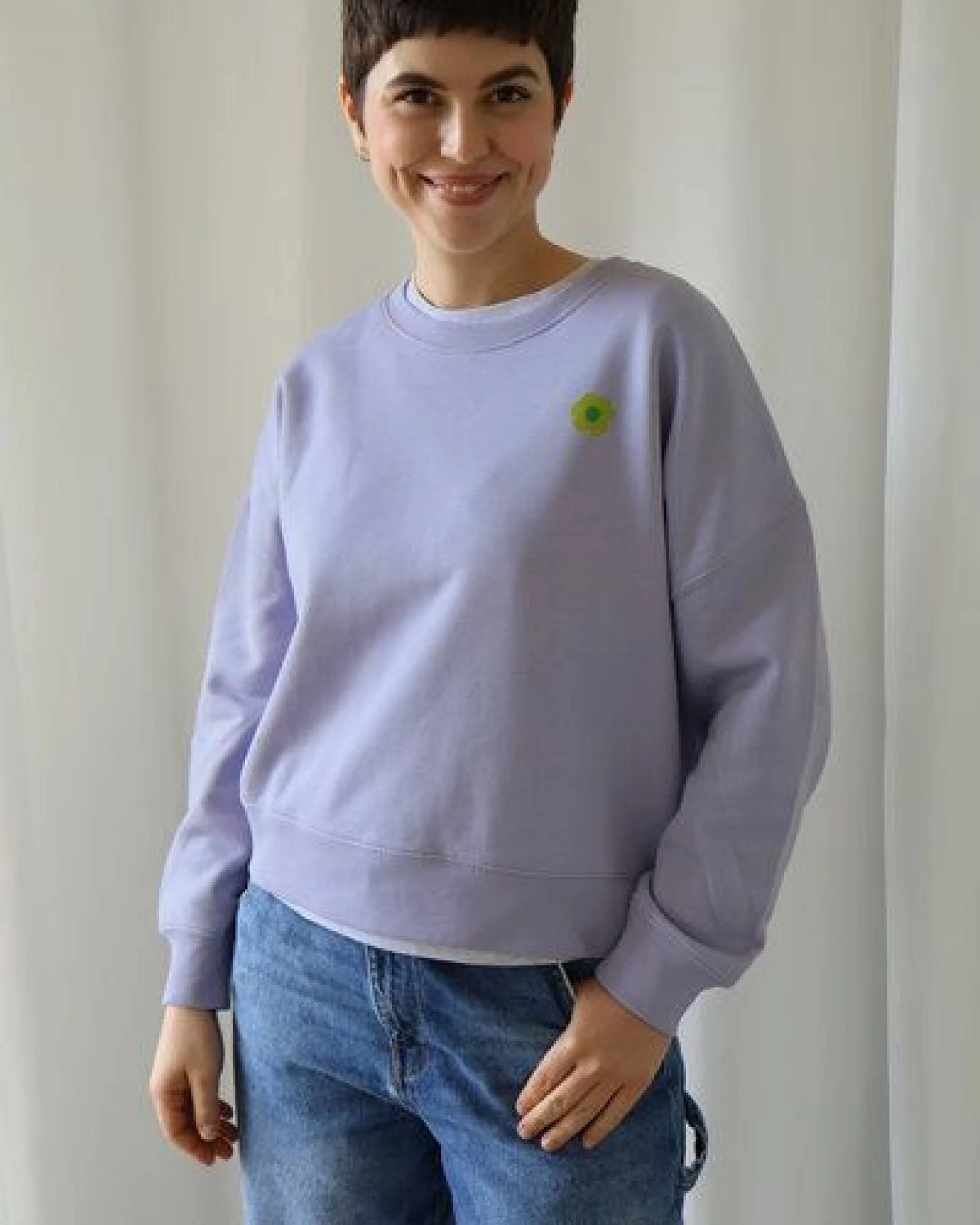Kultgut Artdesign - Goodness Pulloversweater im Boxistyle / Little Flower – Ansicht 3