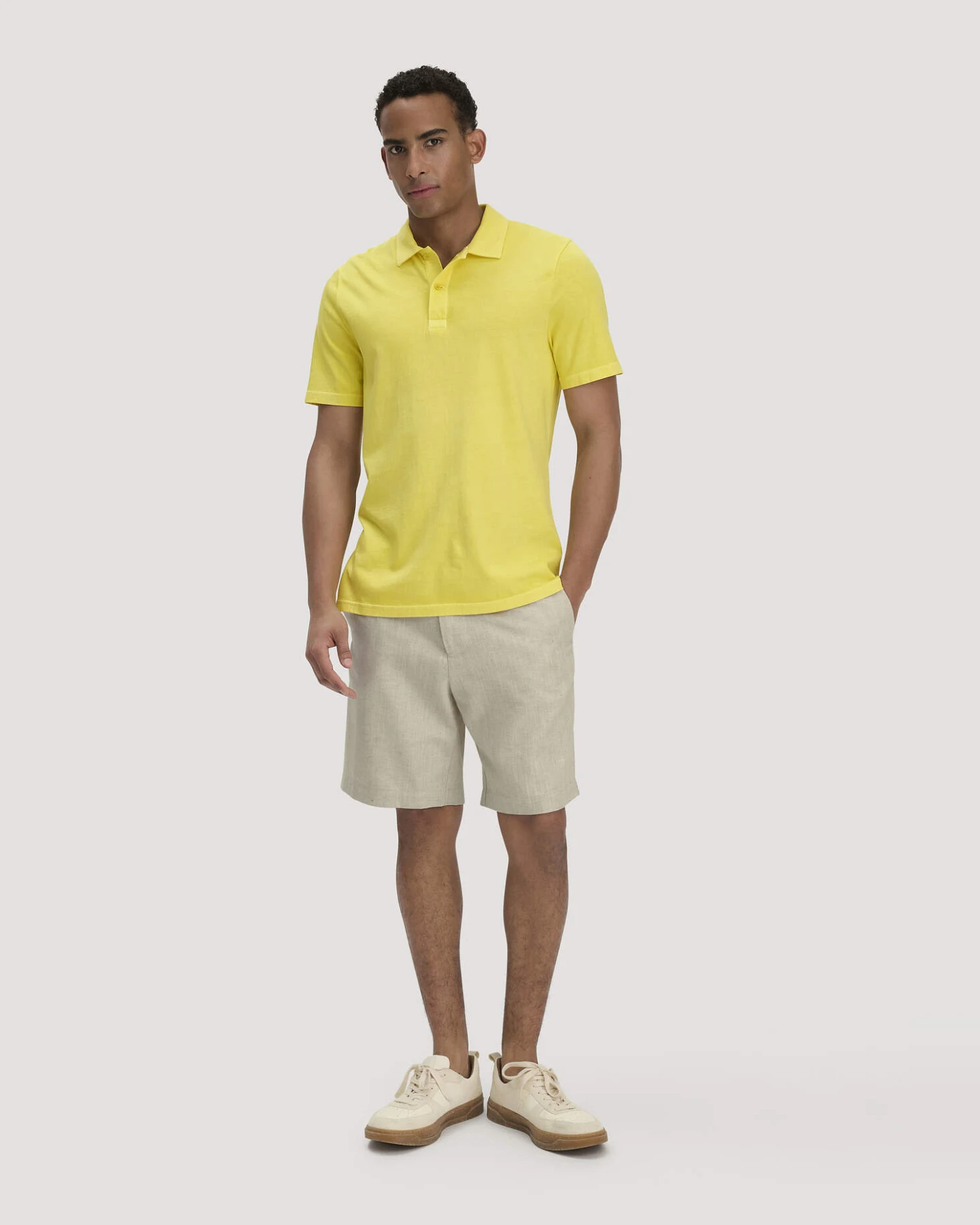hessnatur Herren Jersey Polo Regular aus Bio-Baumwolle - gelb - Größe 46 – Ansicht 2