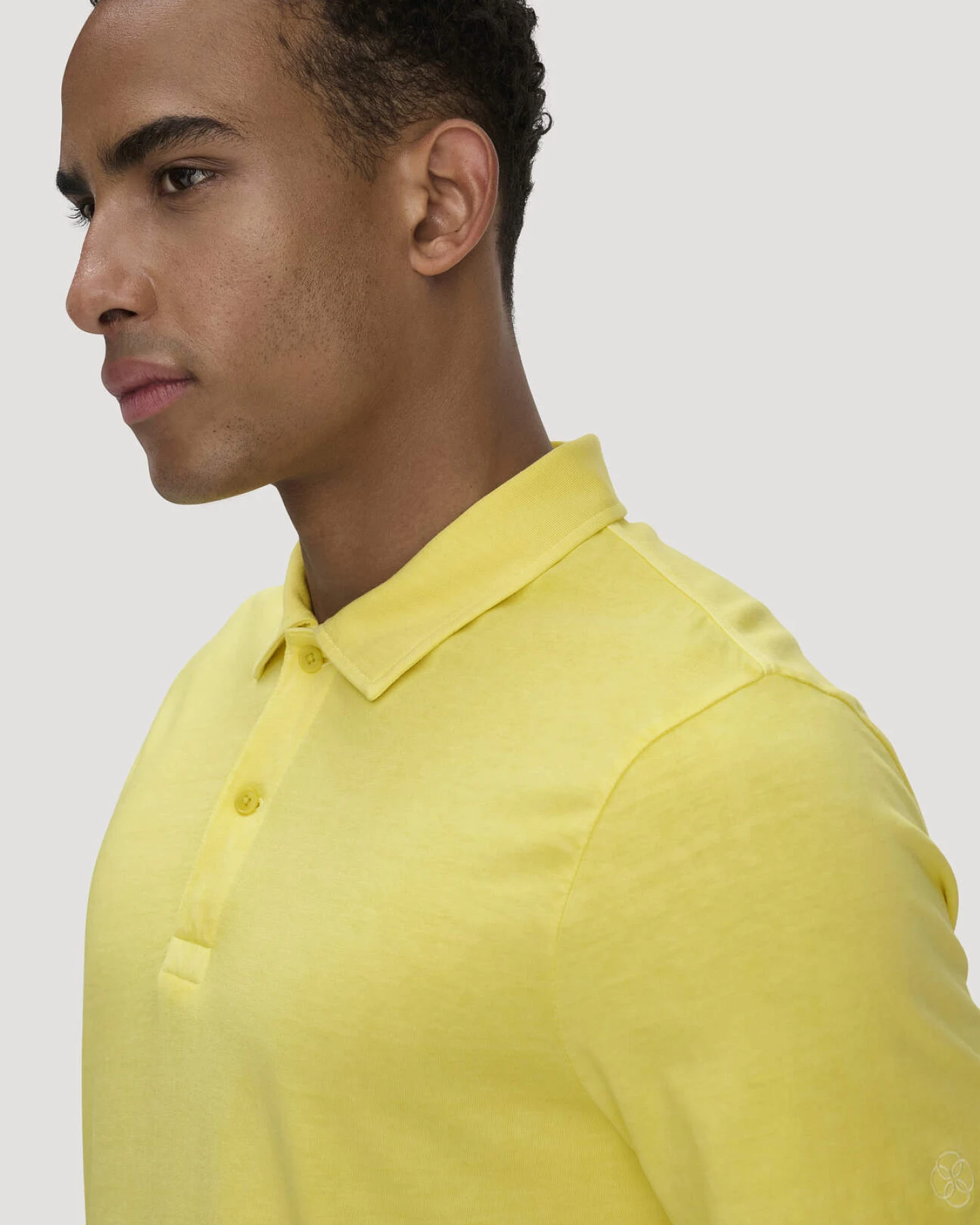 hessnatur Herren Jersey Polo Regular aus Bio-Baumwolle - gelb - Größe 50 – Ansicht 4
