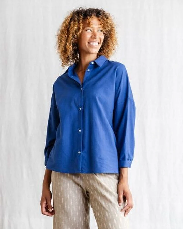 Jyoti - Fair Works Bio-Baumwoll Bluse Mayank Kobaltblau