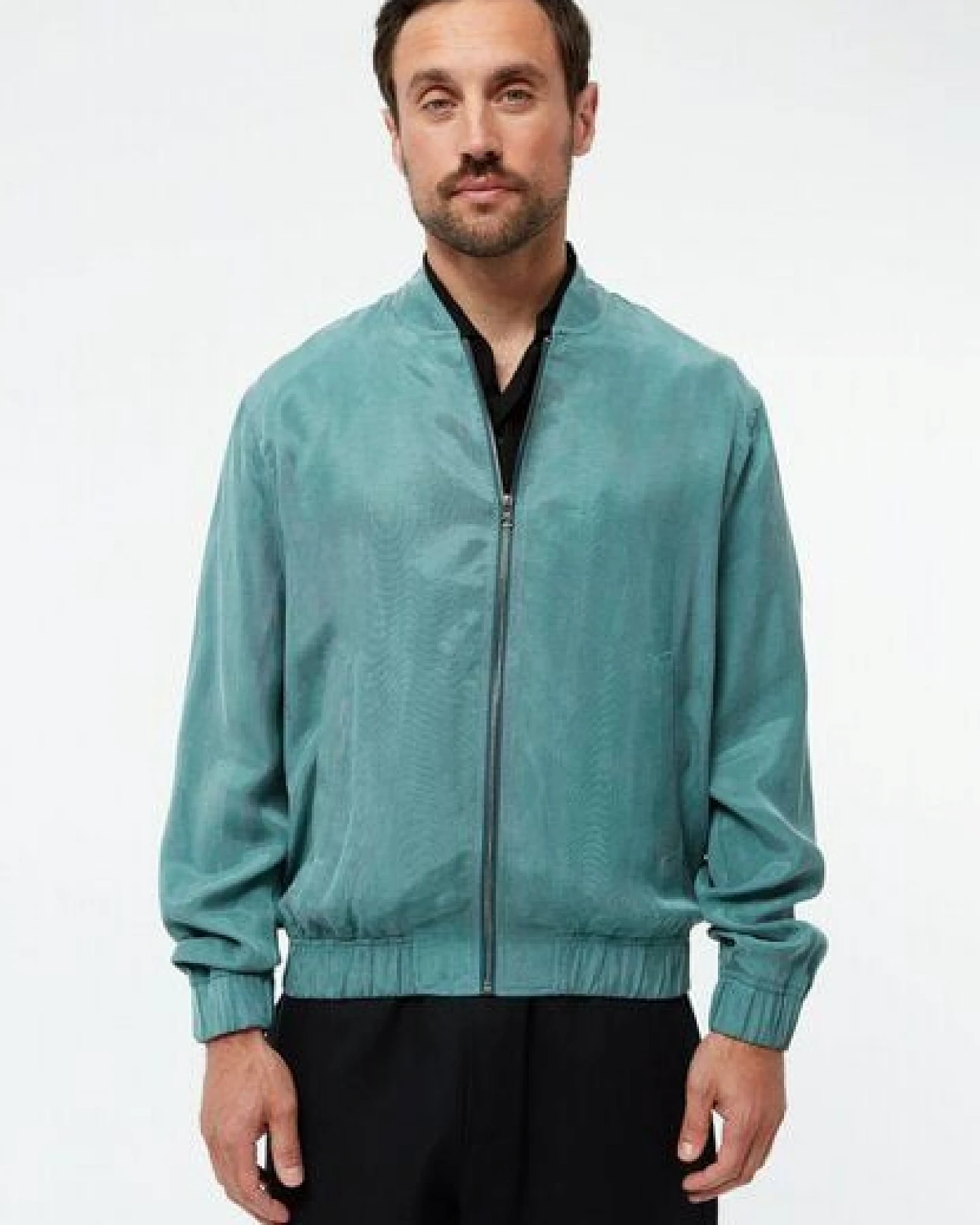 Givn Berlin Blousonjacke GBKENO relaxed aus TENCEL mit Peach-Effekt – Ansicht 2