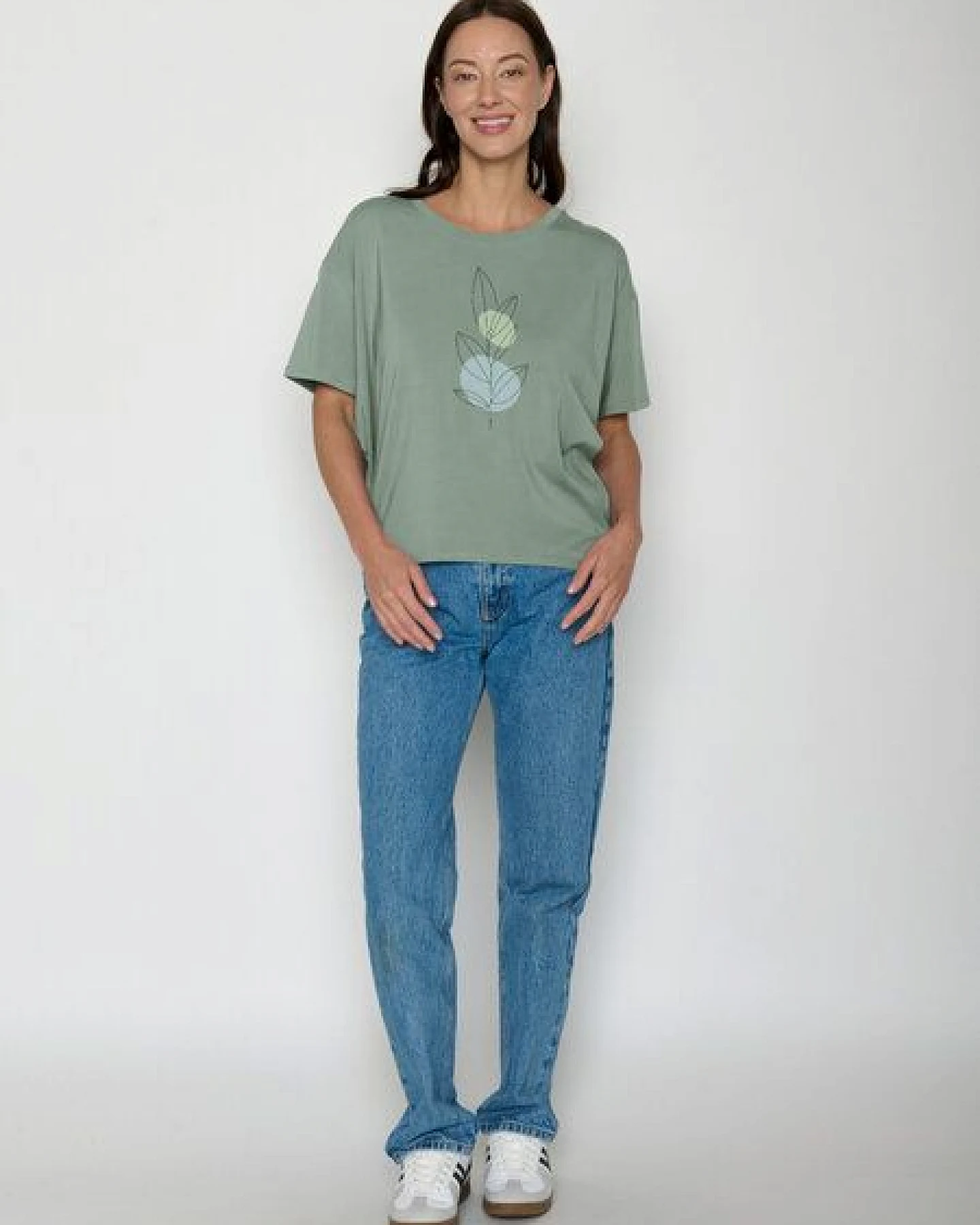 GREENBOMB Bloom Classic Feel - Lässiges T-Shirt aus Bio-Baumwoll-Mix / hochwertiger Print / GOTS / Fair & Vegan – Ansicht 3