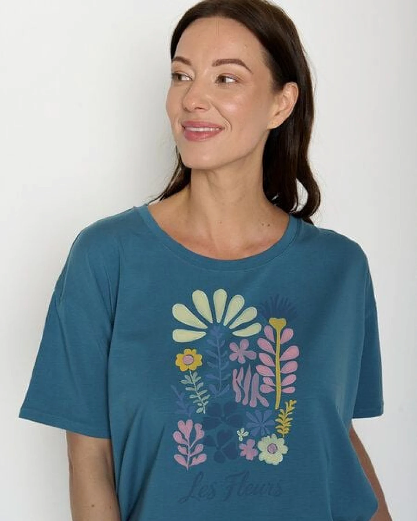 GREENBOMB Les Fleurs Feel - Lässiges T-Shirt aus Bio-Baumwoll-Mix / hochwertiger Print / GOTS / Fair & Vegan – Ansicht 2