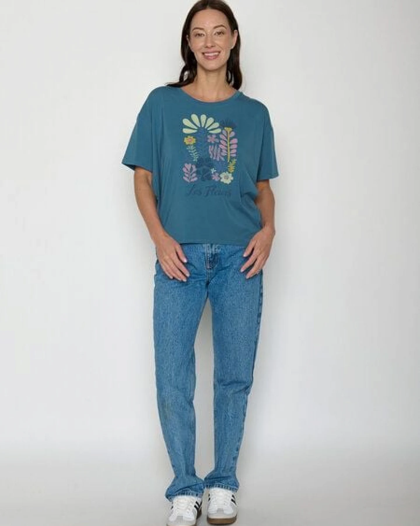 GREENBOMB Les Fleurs Feel - Lässiges T-Shirt aus Bio-Baumwoll-Mix / hochwertiger Print / GOTS / Fair & Vegan – Ansicht 3