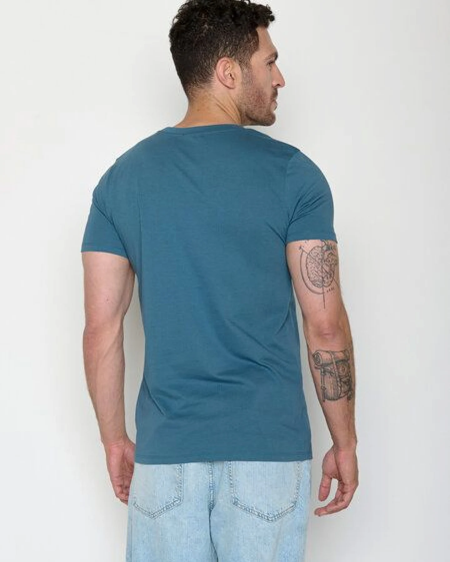 GREENBOMB Bear Canoe Guide - Sportliches T-Shirt aus Bio-Baumwolle / hochwertiger Print / GOTS / Fair & Vegan – Ansicht 4