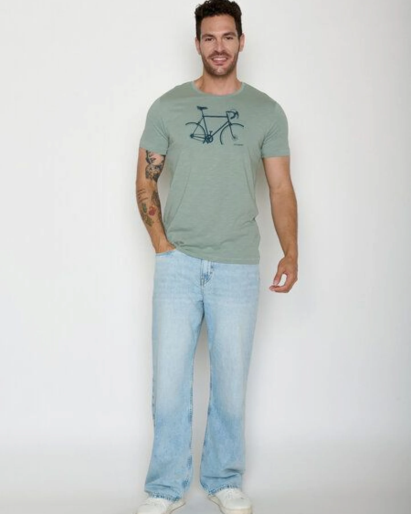 GREENBOMB Bike Crop Spice - Sportliches T-Shirt aus Bio-Baumwolle / hochwertiger Print / GOTS / Fair & Vegan – Ansicht 3