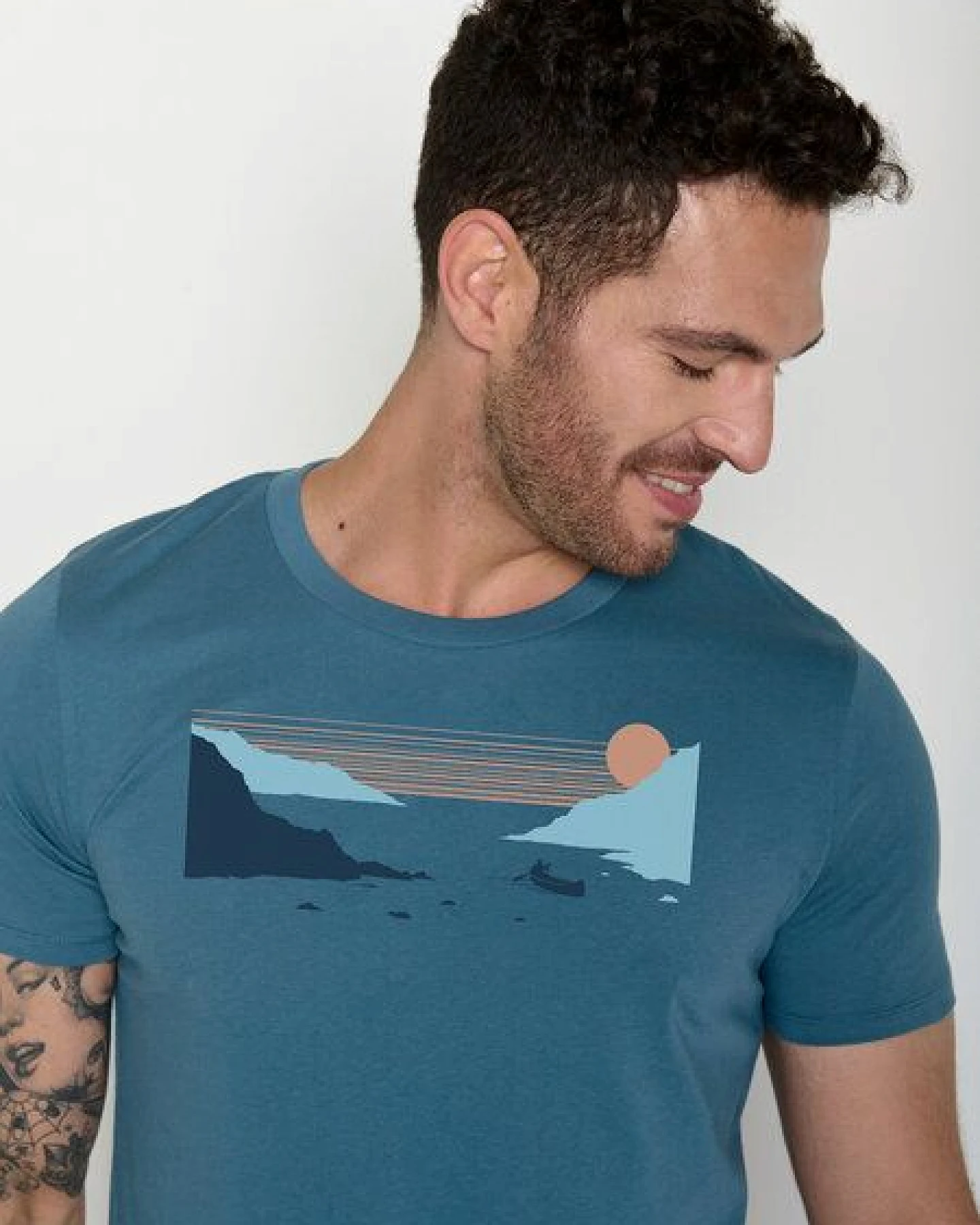 GREENBOMB Canoe Fjord Guide - Sportliches T-Shirt aus Bio-Baumwolle / hochwertiger Print / GOTS / Fair & Vegan – Ansicht 2