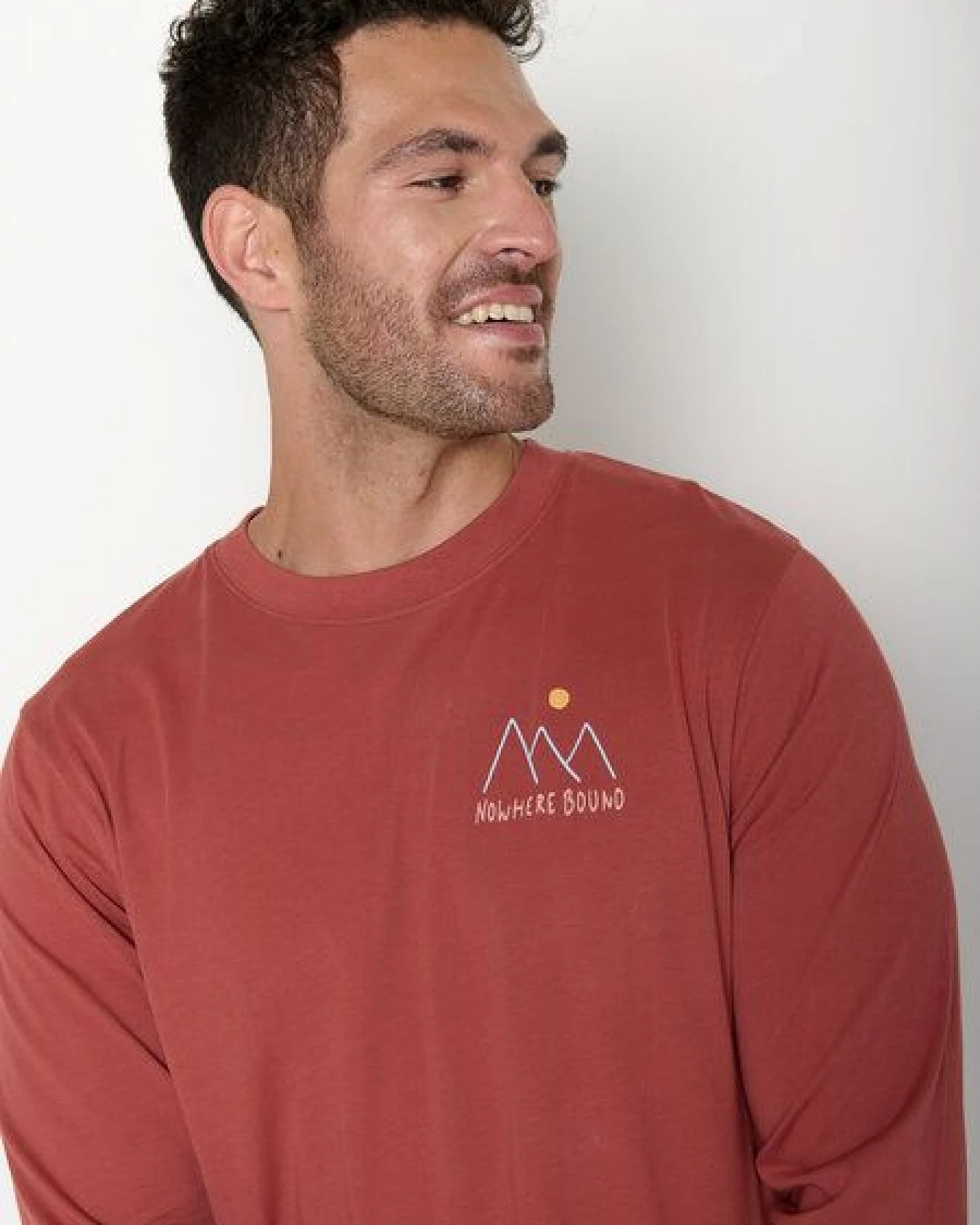 GREENBOMB Nowhere Bound Crisp - Sportliches Longsleeve / hochwertiger Print / GOTS / Fair & Vegan – Ansicht 2