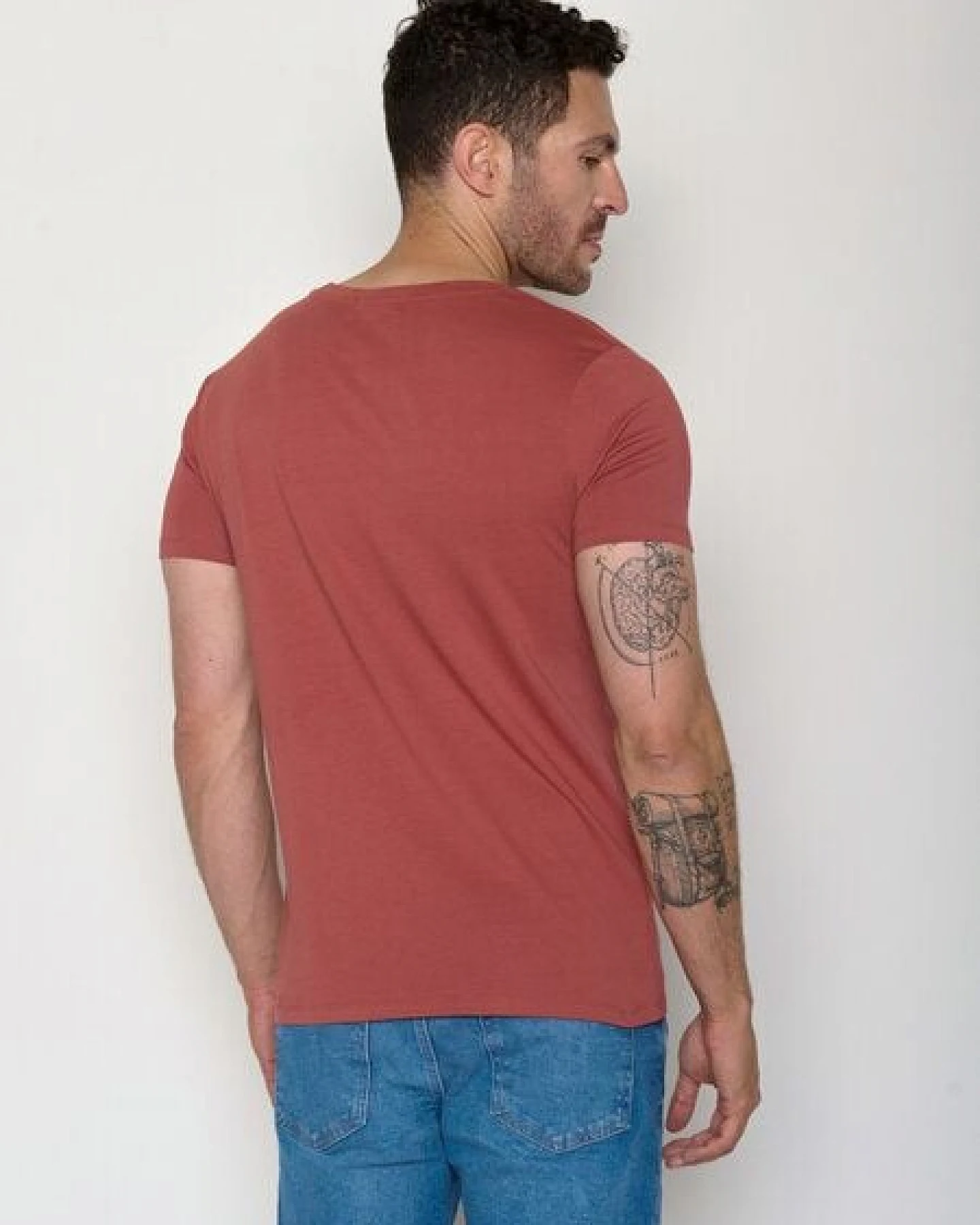 GREENBOMB Nowhere Bound Guide - Sportliches T-Shirt aus Bio-Baumwolle / hochwertiger Print / GOTS / Fair & Vegan – Ansicht 4