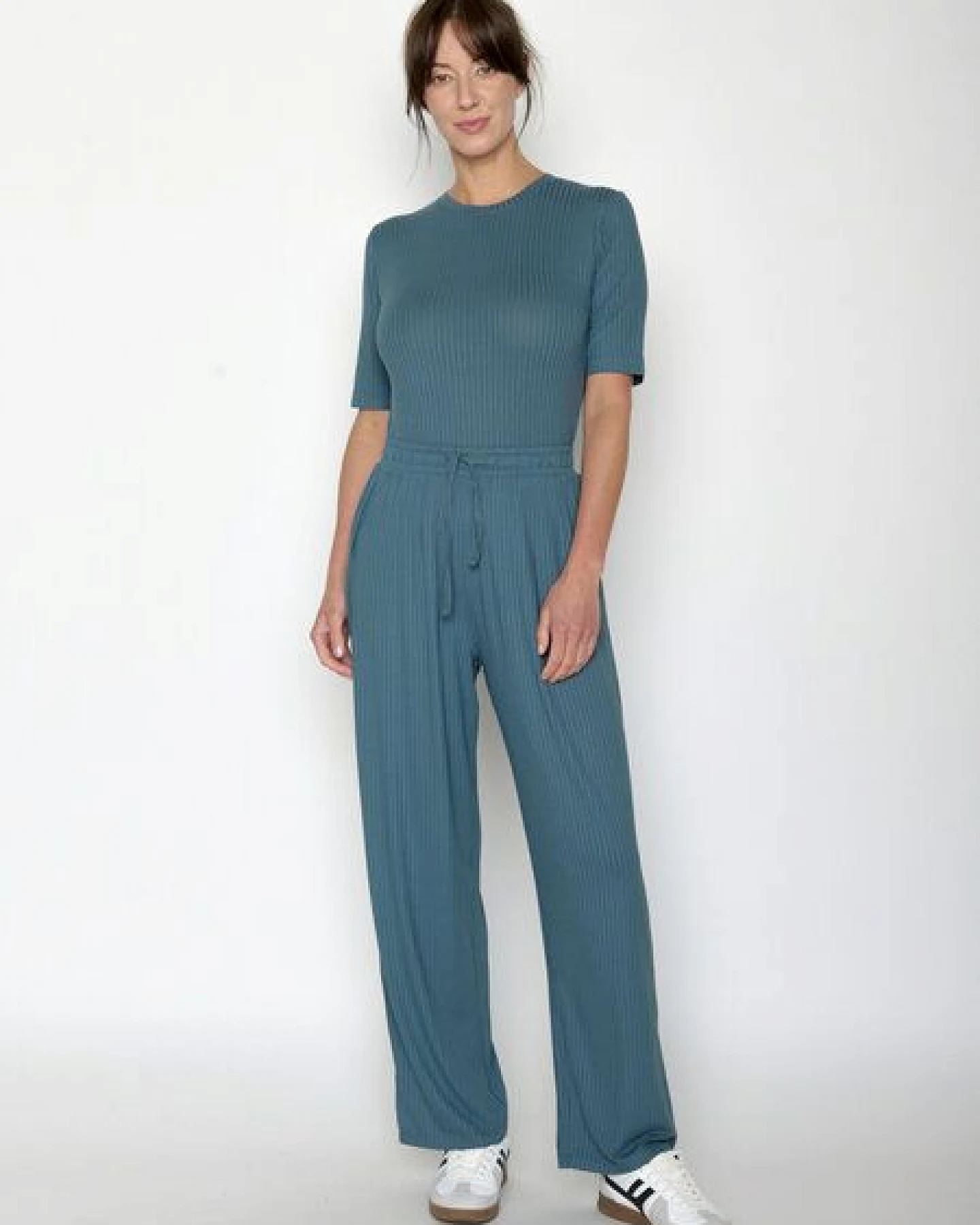 GREENBOMB Basic Lane - Sportliches Longsleeve aus LENZING TENCEL Mix / Fair & Vegan – Ansicht 3
