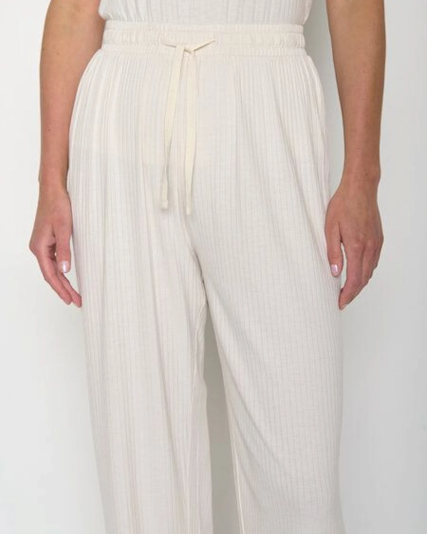 GREENBOMB Basic Mood - Lässige Hose aus LENZING ECOVERO / Fair & Vegan – Ansicht 2