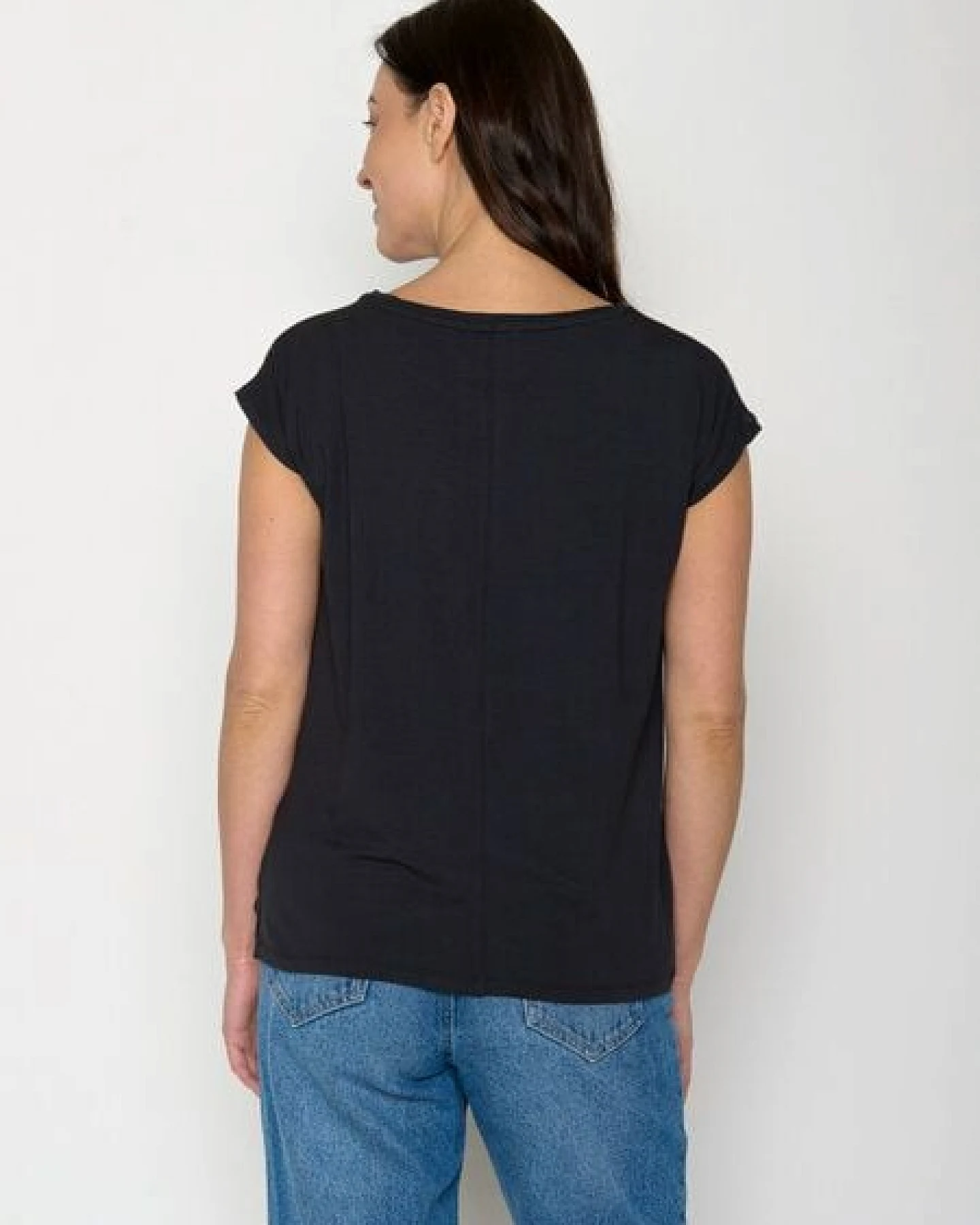 GREENBOMB Basic Timid - Lässiges Shirt aus LENZING TENCEL Mix / Fair & Vegan – Ansicht 4
