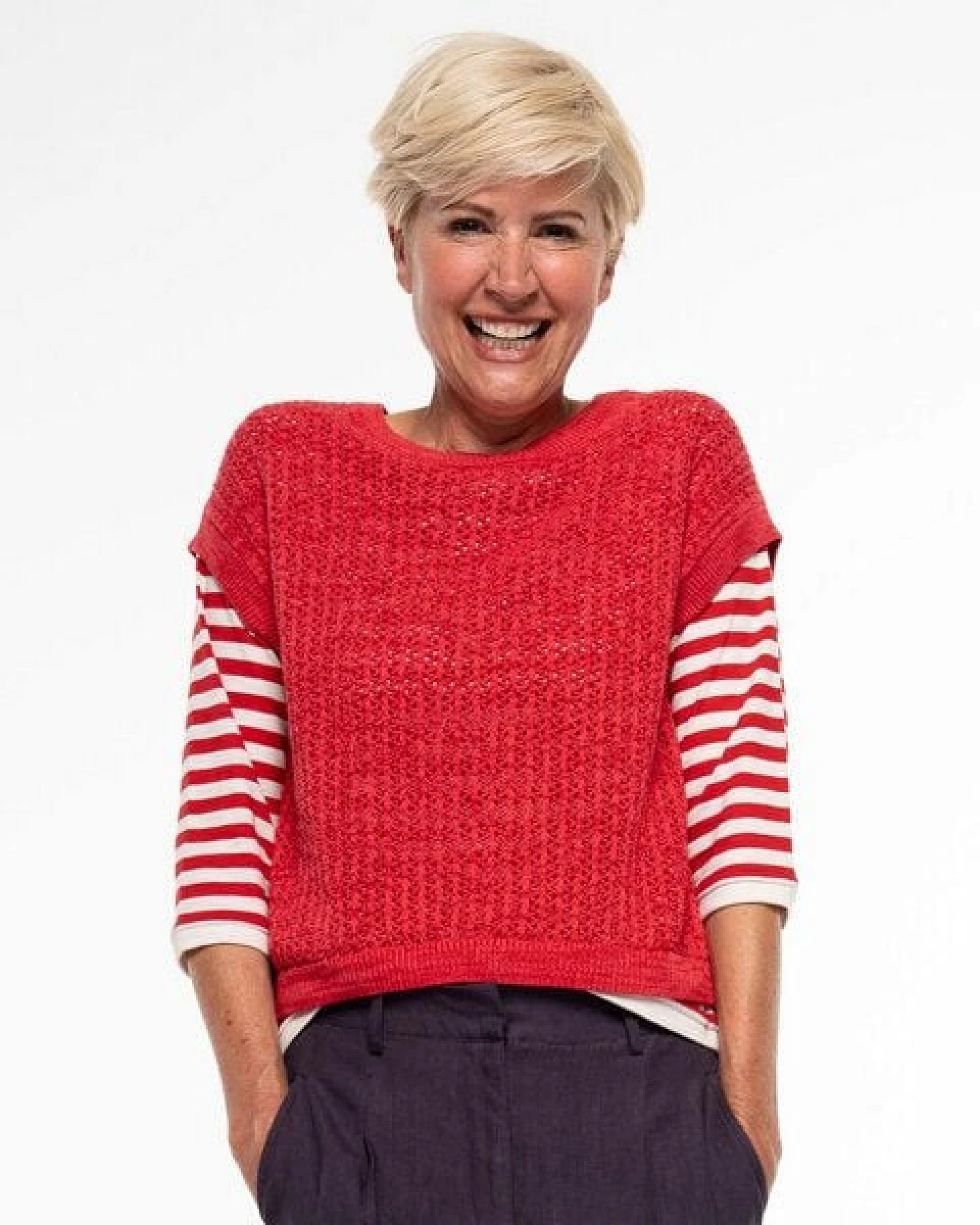 Alma & Lovis Pullunder im lockeren Strick aus Organic Cotton – Ansicht 4