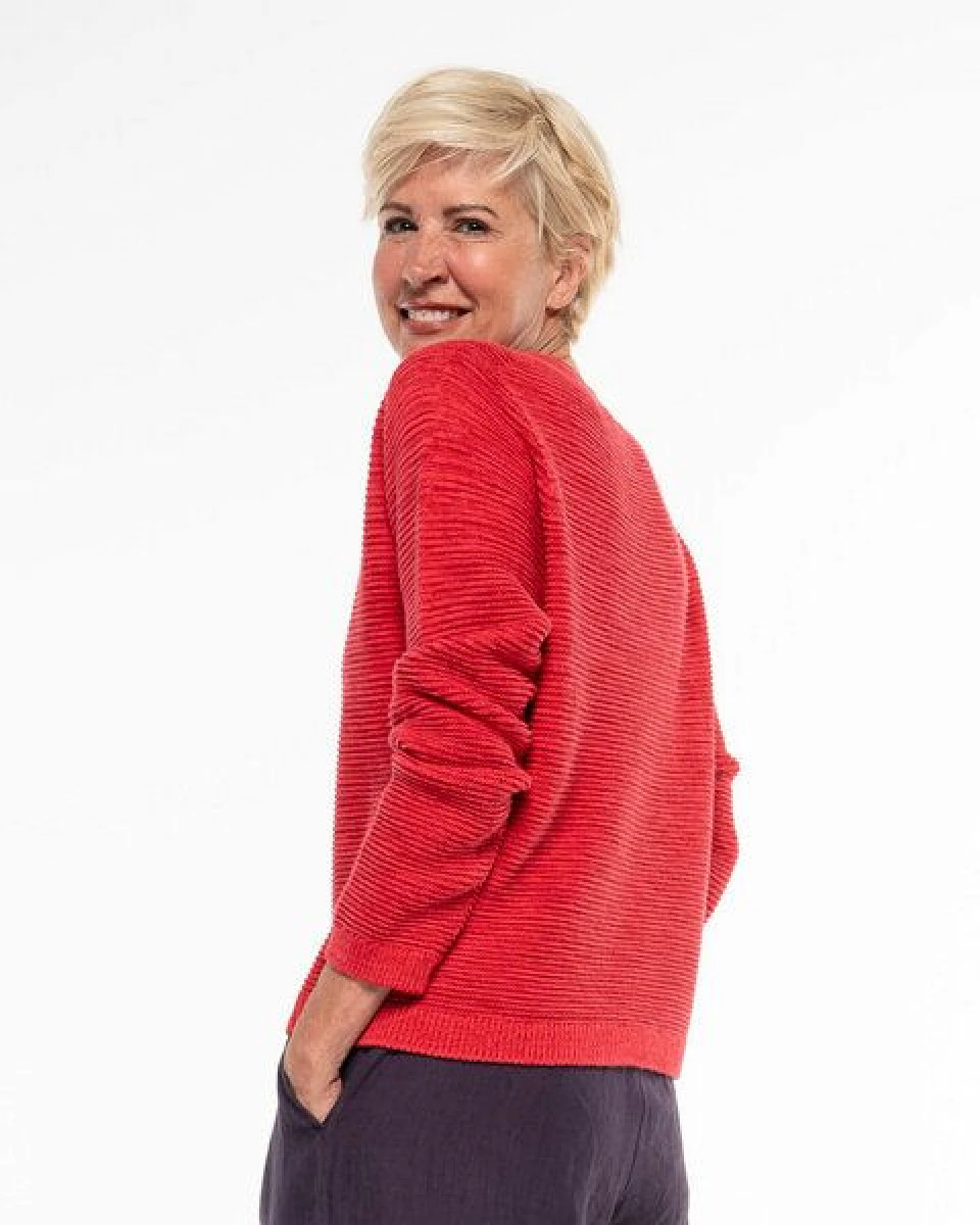 Alma & Lovis Leichter Strickpullover aus Organic Cotton – Ansicht 3
