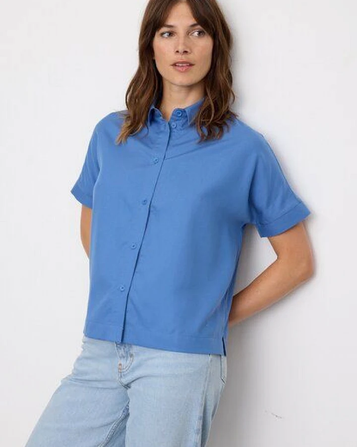 Blau