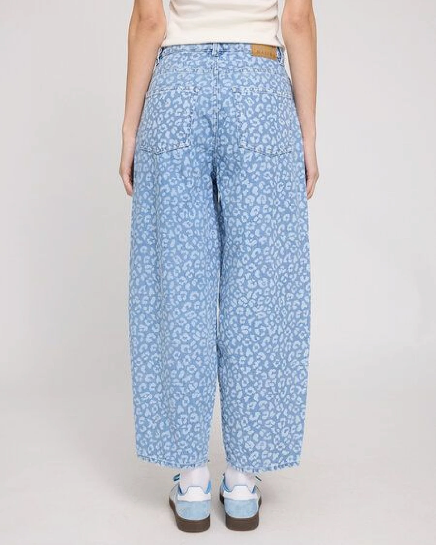 Mazine Denim Hose mit Barrel Leg – Ansicht 4