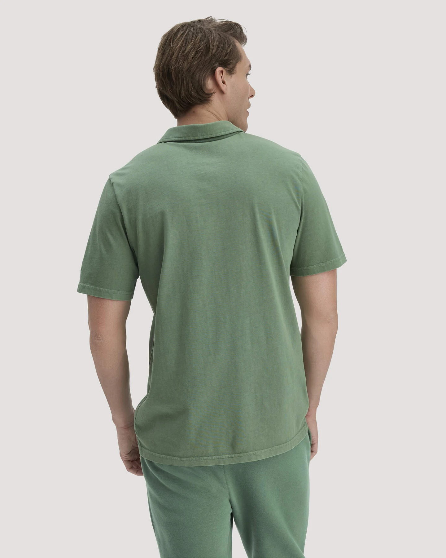 hessnatur Herren Jersey Polo Regular aus Bio-Baumwolle - grün - Größe 56 – Ansicht 3