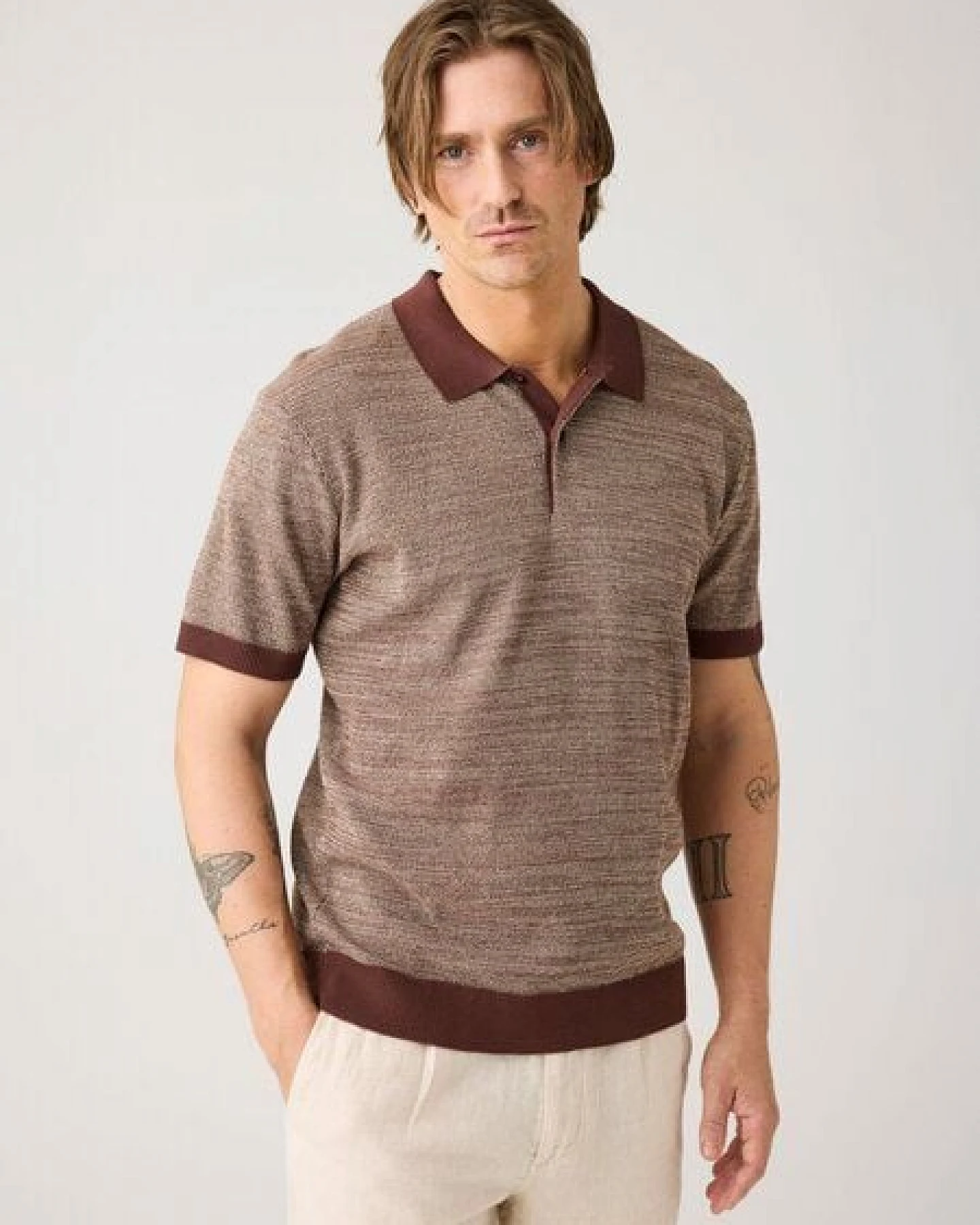 KnowledgeCotton Apparel Gestricktes Kurzarm-Poloshirt aus Bio-Baumwolle – Ansicht 2