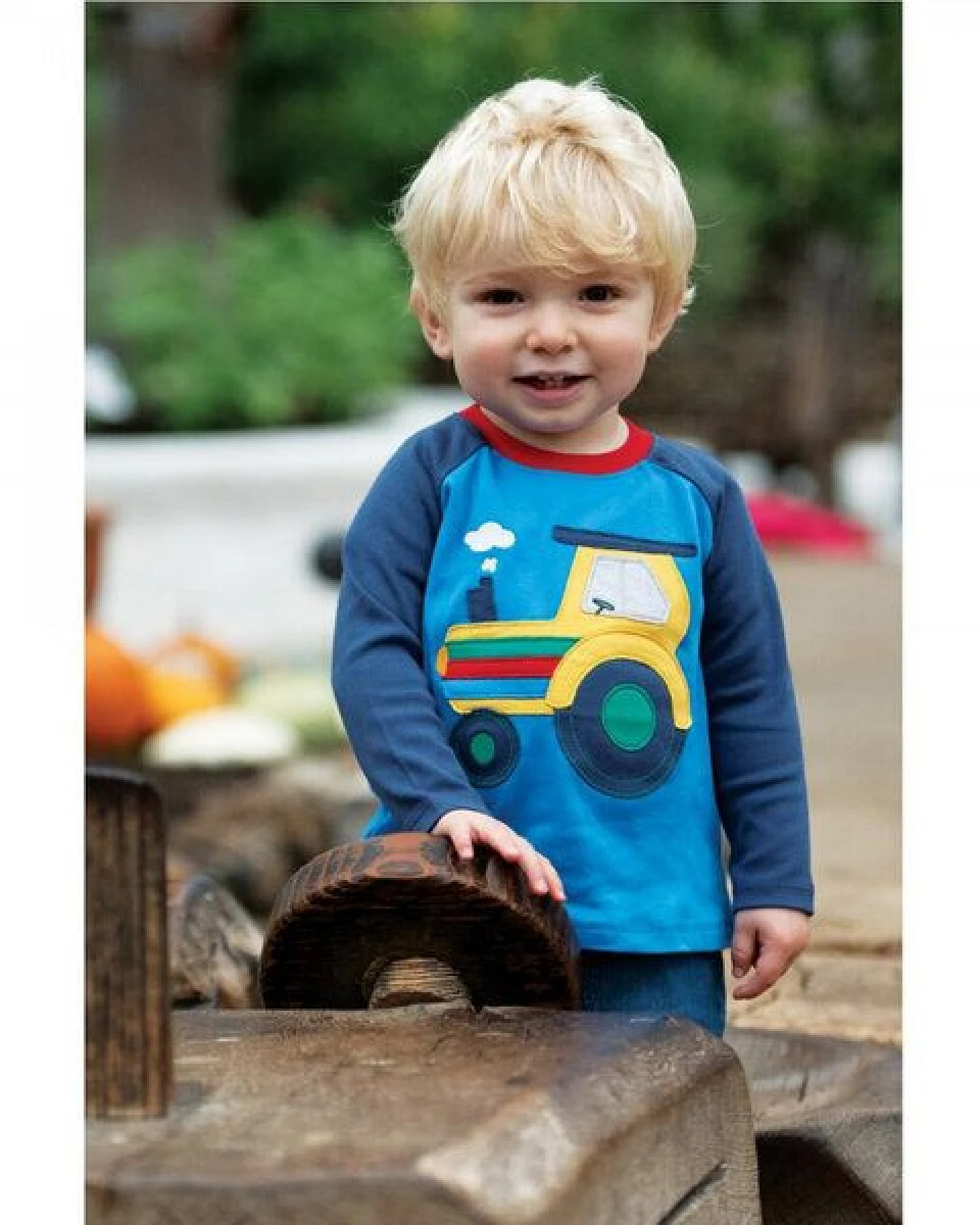 Frugi Langarm-Shirt Traktor Henry Raglan Top – Ansicht 2