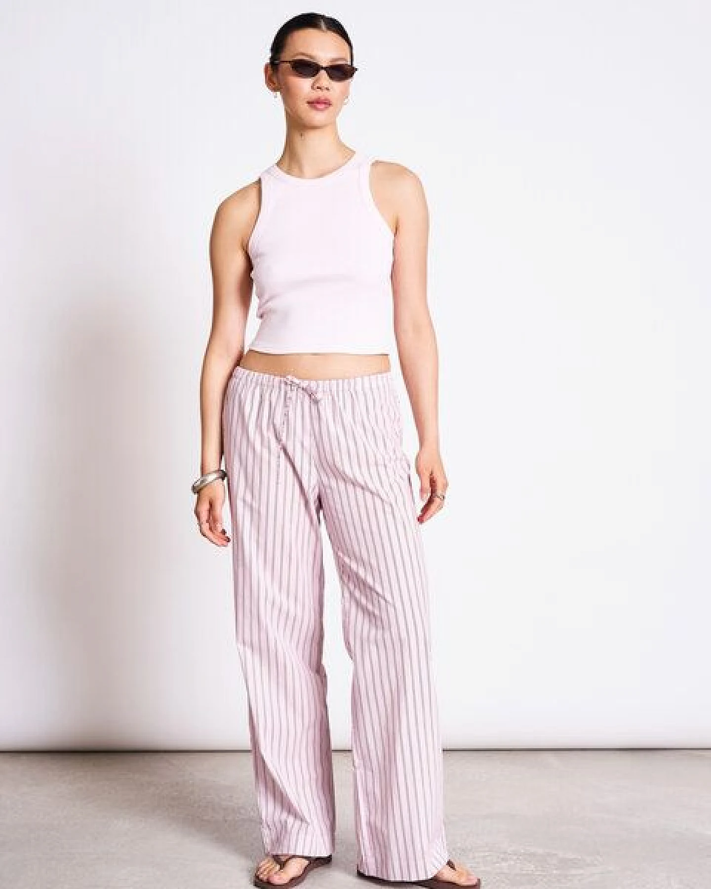 JAN N JUNE Weite Mid Rise Baumwollhose CETOS GOTS – Ansicht 2
