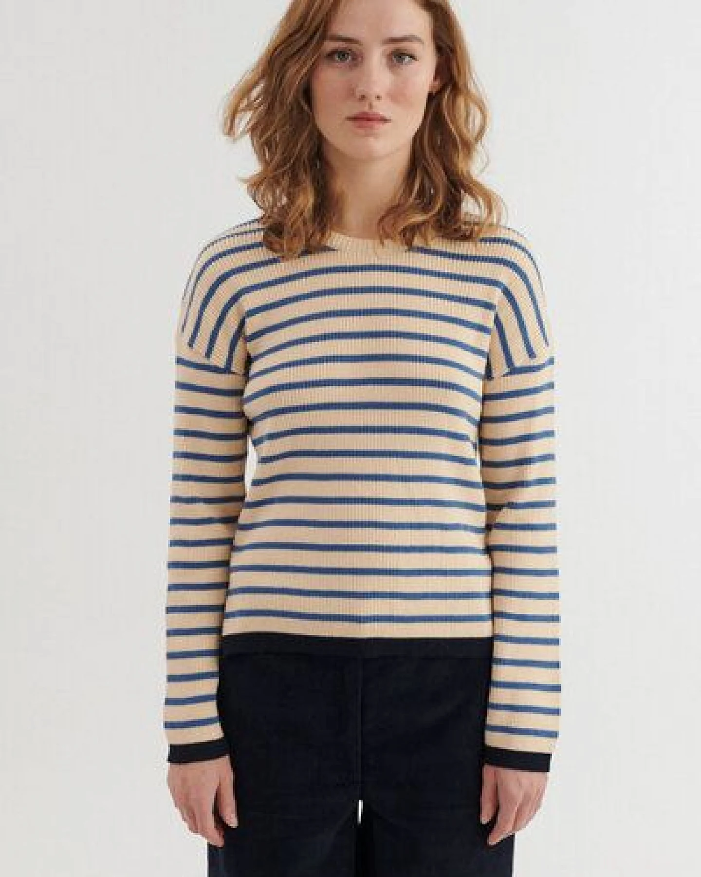 Basic Apparel Gestreifter Sweater LILA - Pullover aus Bio-Baumwolle – Ansicht 2