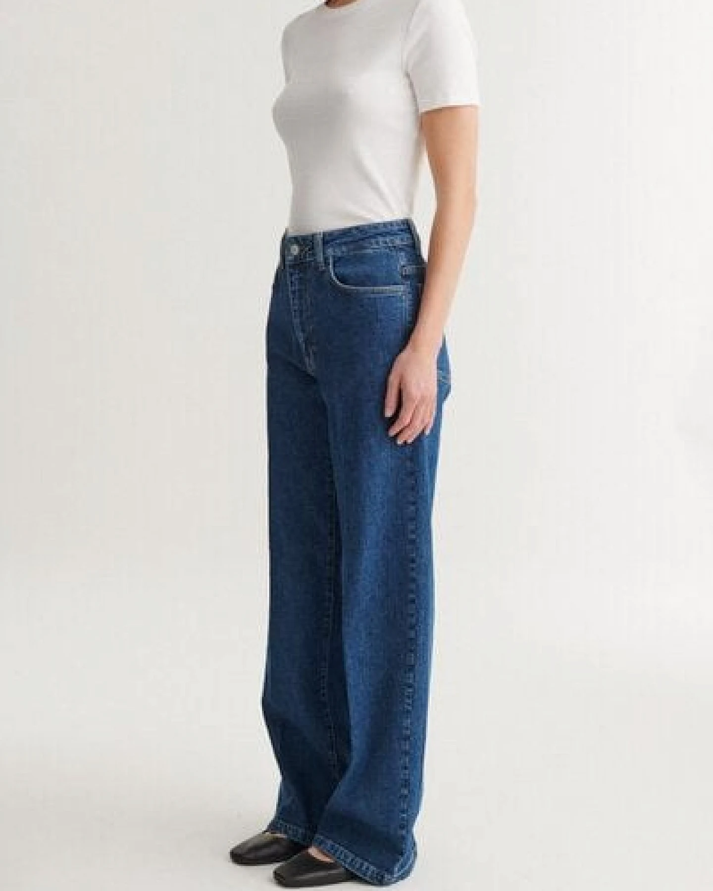 Basic Apparel High-Waist Jeans ENYA aus Bio-Baumwolle – Ansicht 4