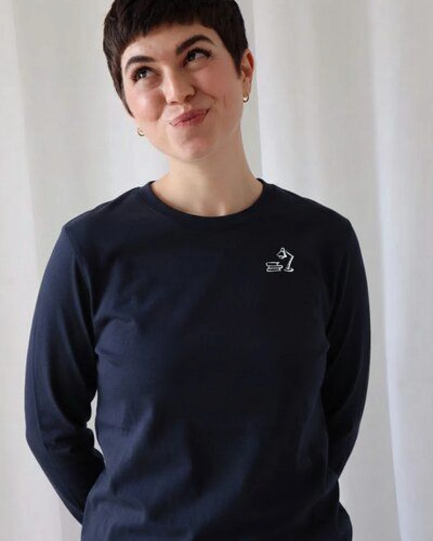 Kultgut Artdesign- Flausch Shirt im Boxistyle / Kleine Nachtlektüre – Ansicht 3