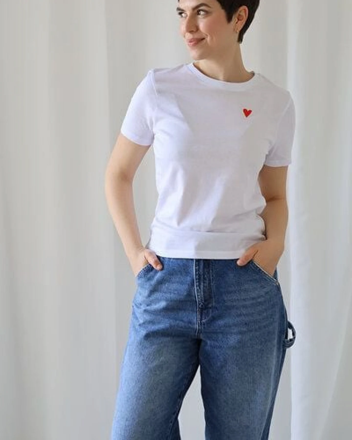 Kultgut Artdesign - Biofair- Flauschiges Femin Shirt / little red heart – Ansicht 3
