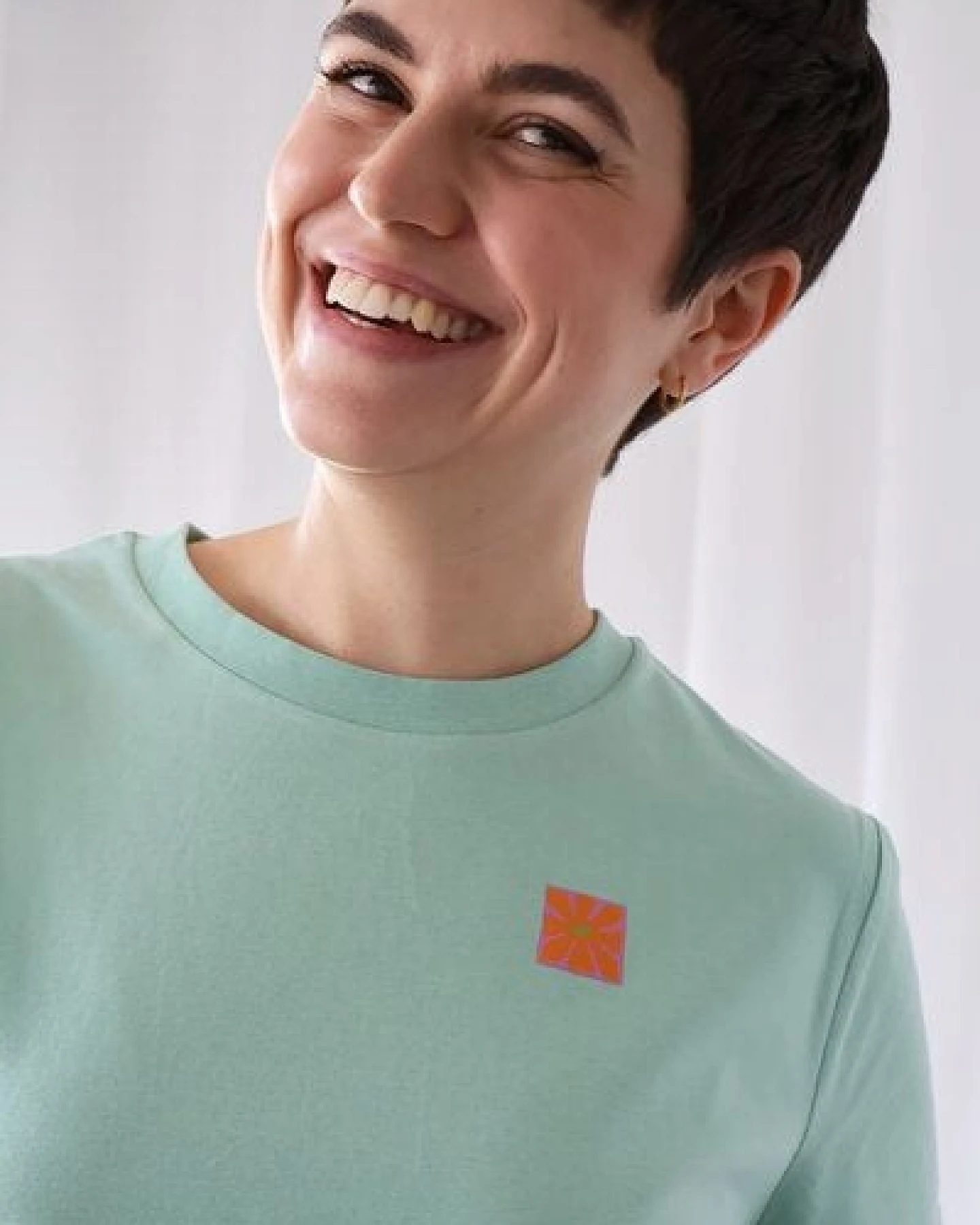 Kultgut Artdesign - Biofair Shirt - Modern Fit- leicht tailliert /Little Flower – Ansicht 3
