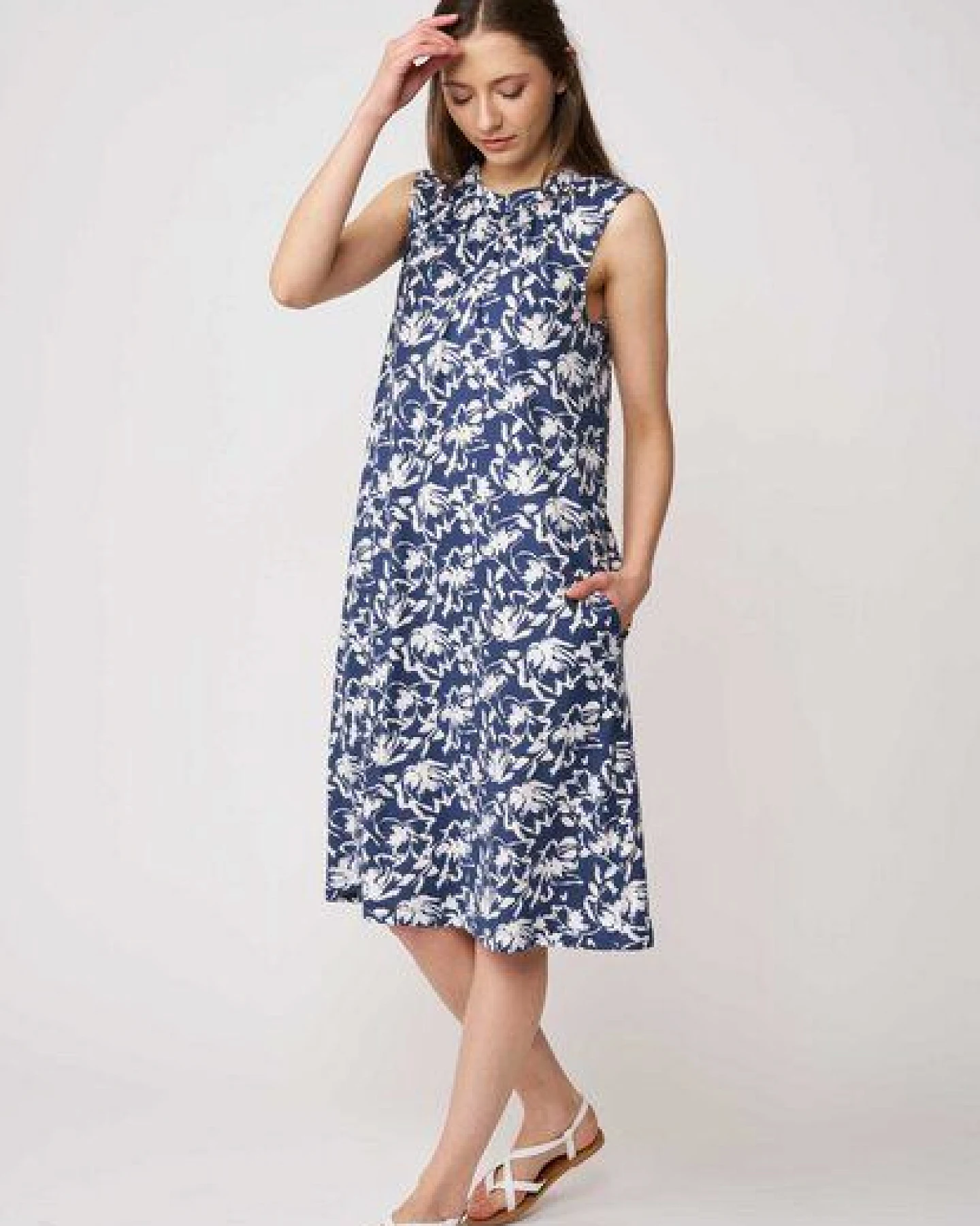 LANA Organic Sommerkleid, ärmellos, Modell Fabiana – Ansicht 2