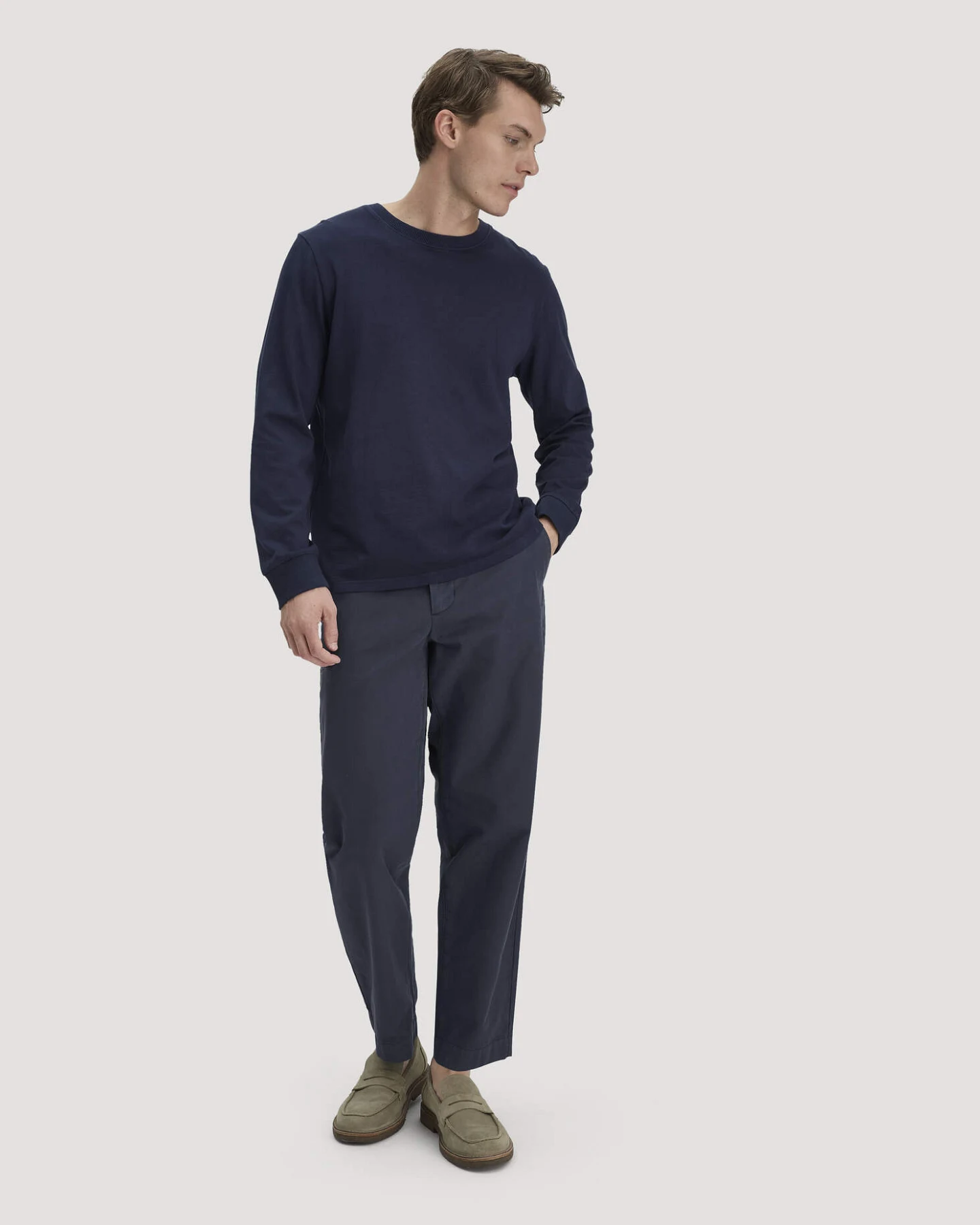 hessnatur Herren Heavy Jersey Longsleeve Relaxed aus Bio-Baumwolle - blau - Größe 46 – Ansicht 2