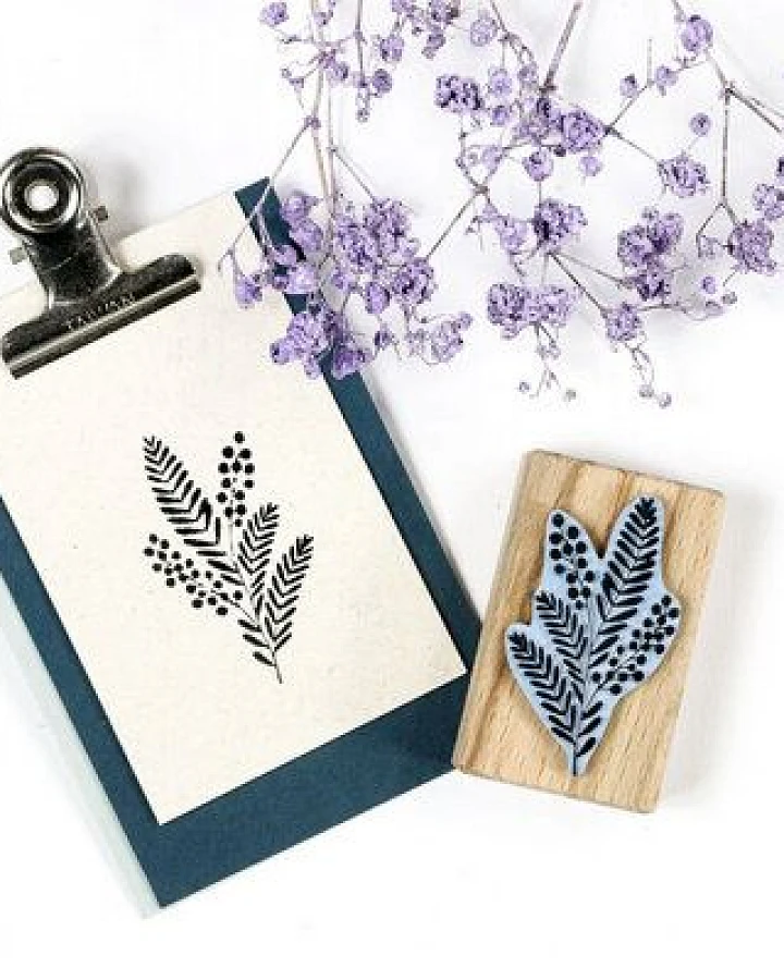 STUDIO KARAMELO STEMPEL MIMOSE, Blumenstempel aus Holz
