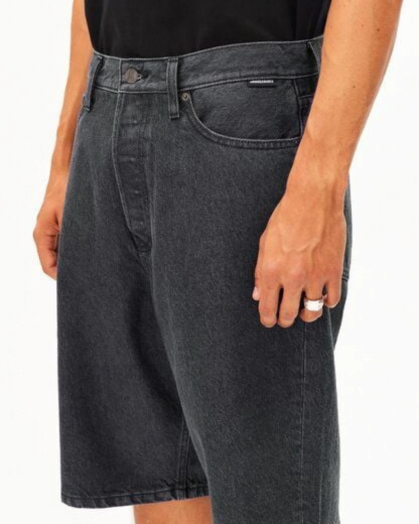 ARMEDANGELS BAGGY Herren Jeans-Shorts aus Baumwoll-Lyocell-Mix – Ansicht 3