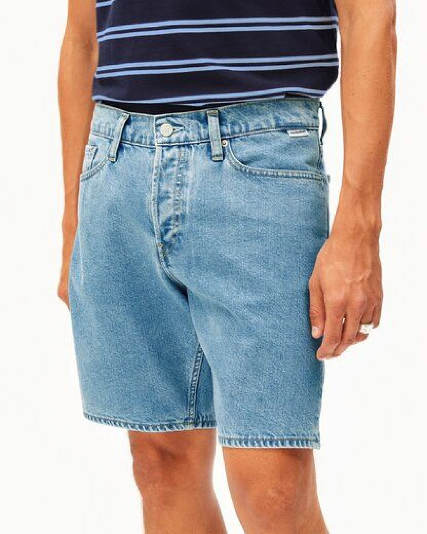 ARMEDANGELS AARVO Herren Jeans-Shorts aus 100% recycelter Baumwolle – Ansicht 4