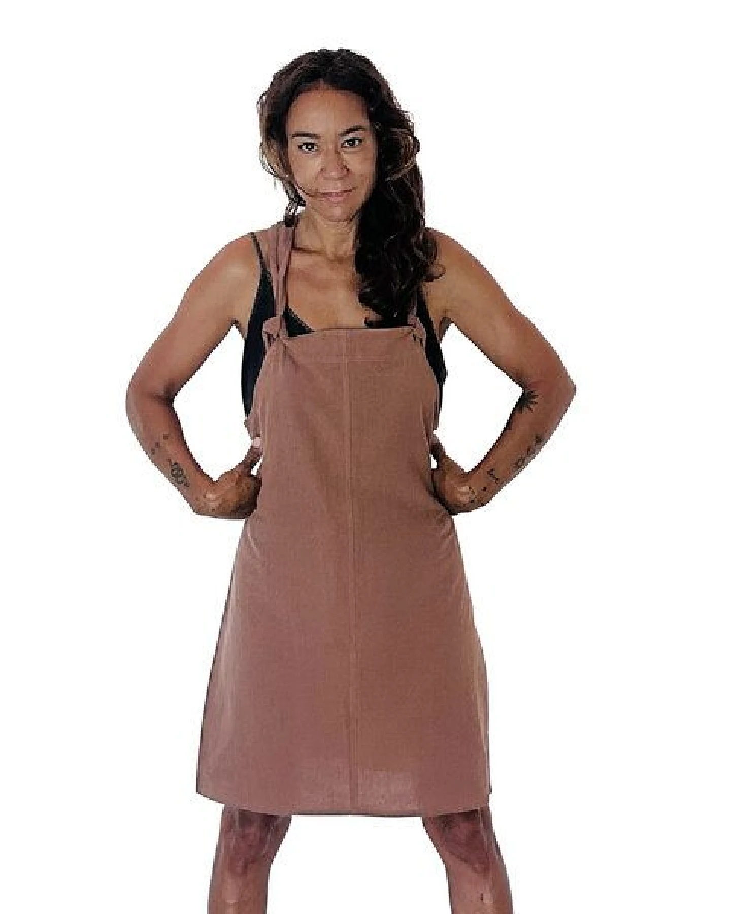 The Driftwood Tales Nachhaltiger Latzkleid aus recycelter Baumwolle – Ansicht 3