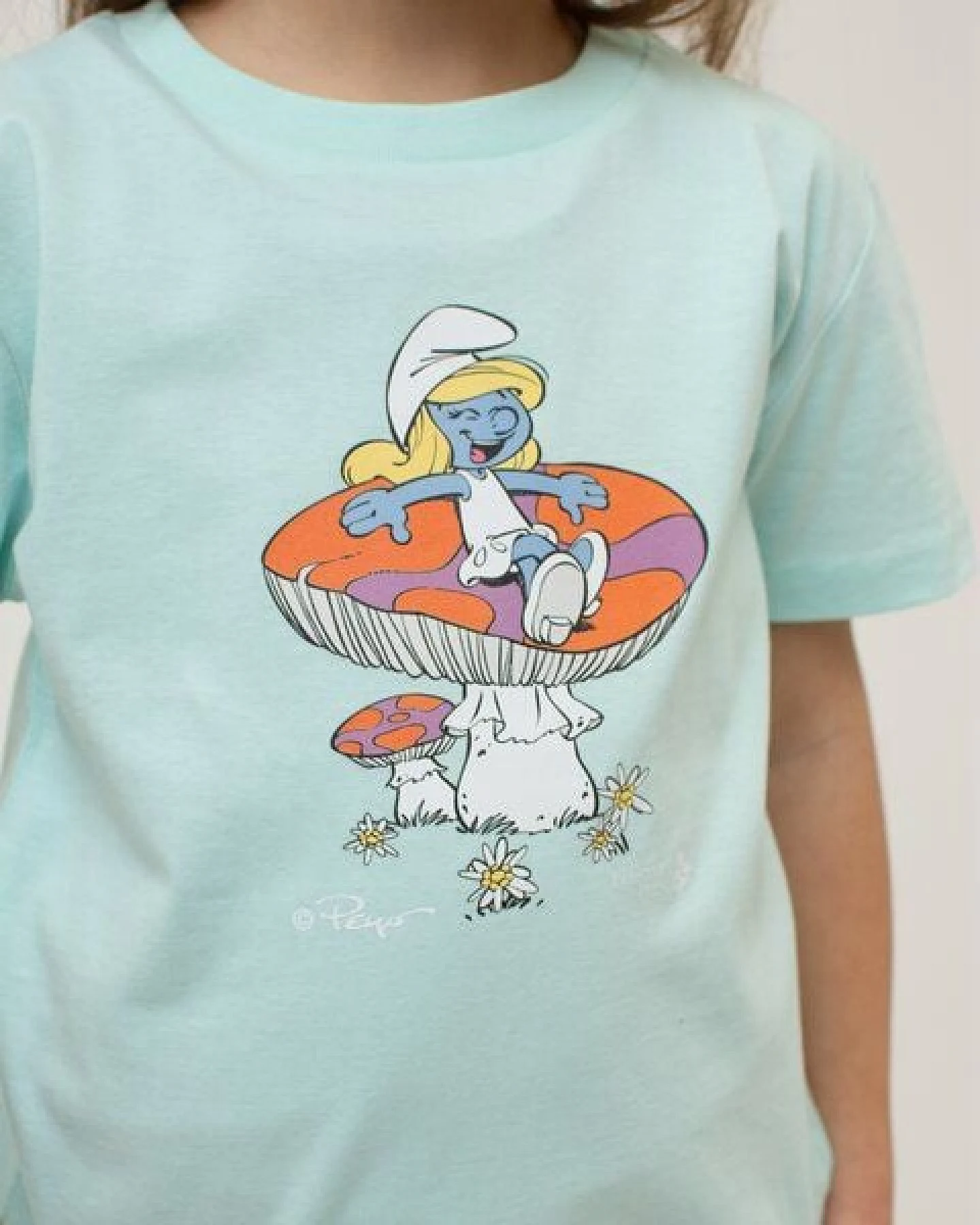 Bavarian Caps Kids T-Shirt Schlumpfines Schwammerlsofa - Blau – Ansicht 2