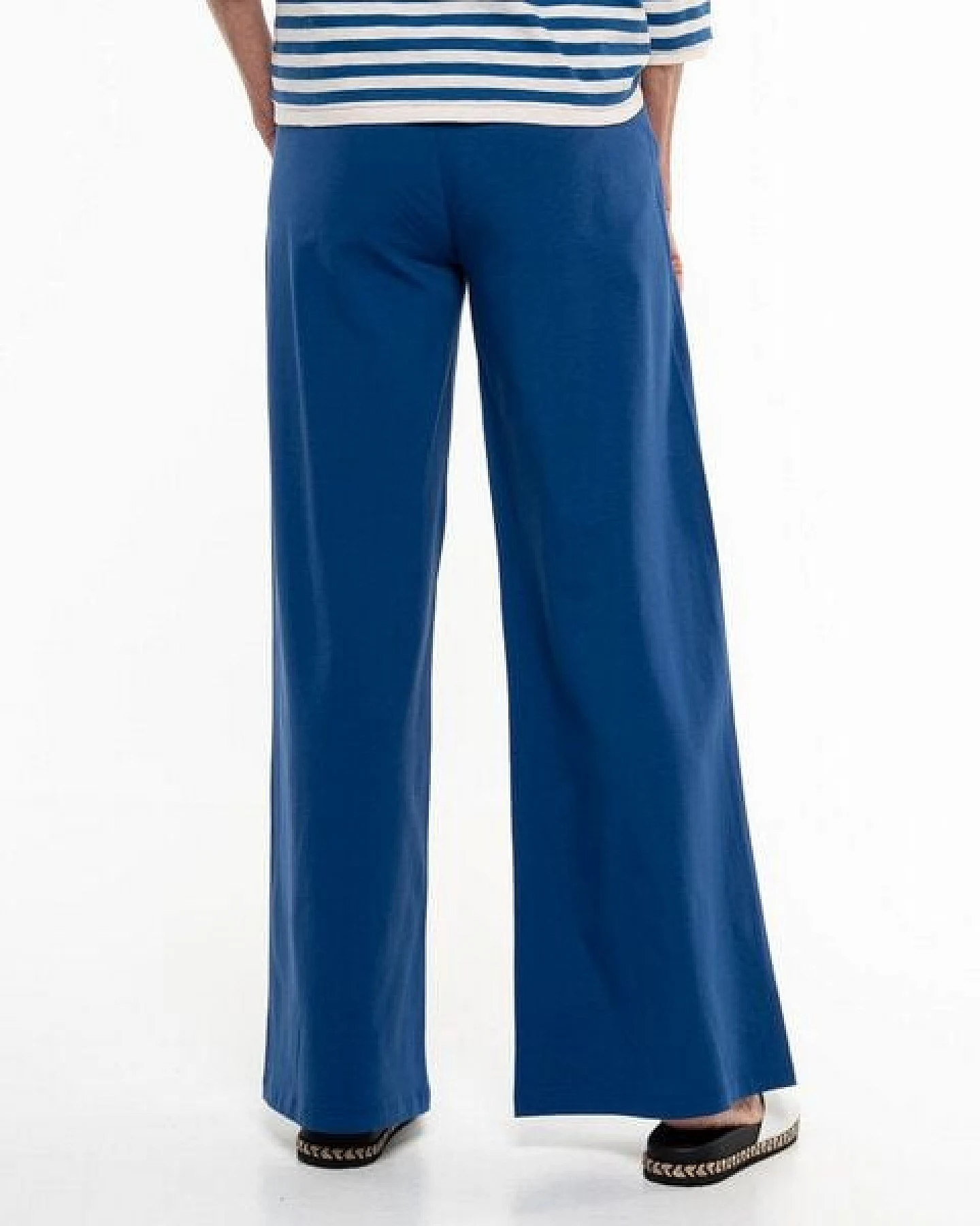 Alma & Lovis Lässige Marlenehose aus Organic Cotton – Ansicht 4