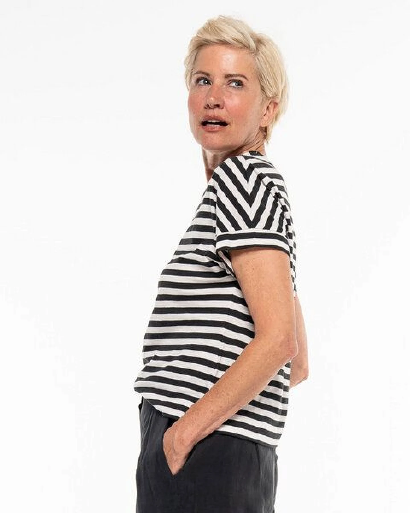 Alma & Lovis Lässiges Ringel T-Shirt aus Organic Cotton – Ansicht 3