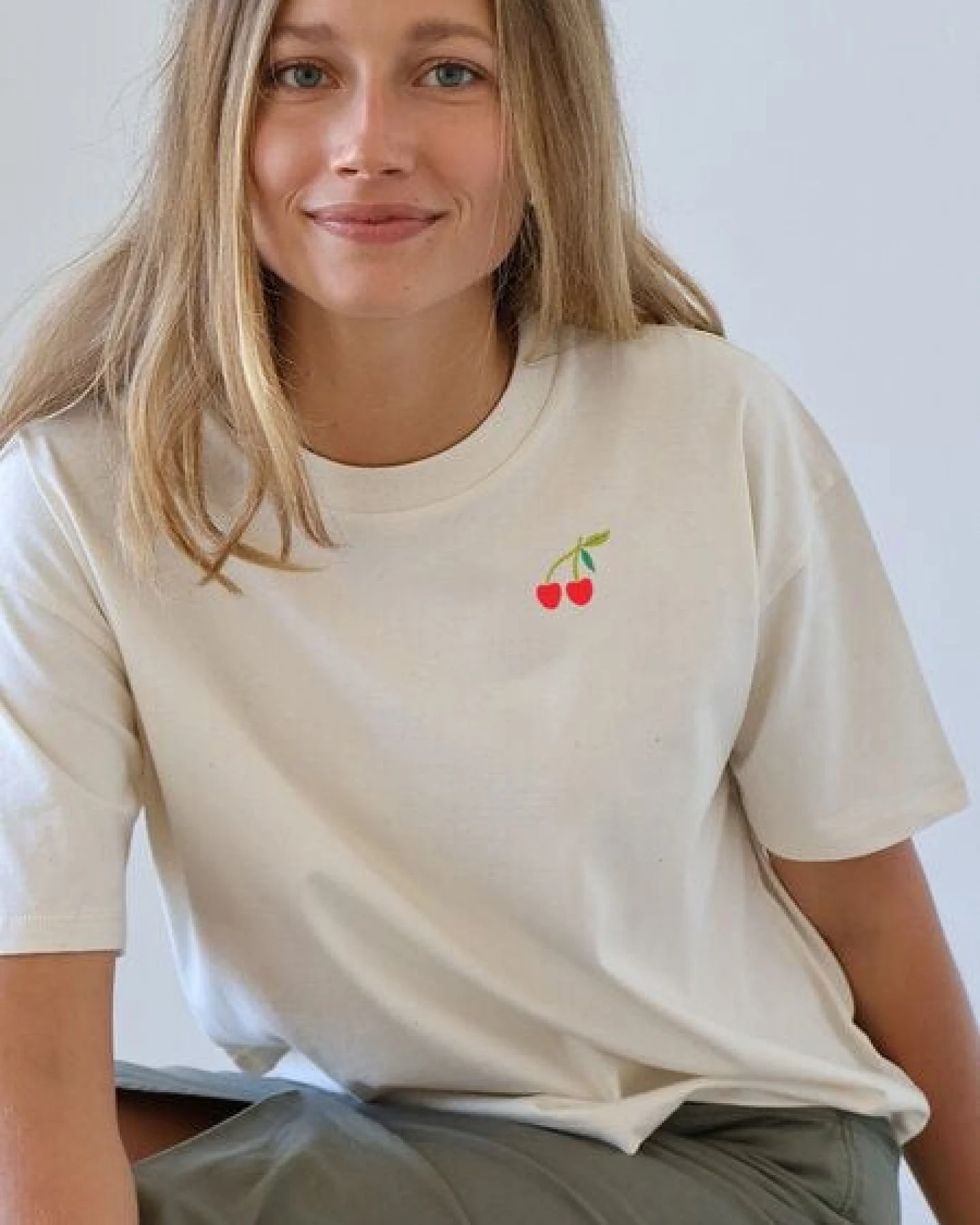 Kultgut Luftig leichters Boxi Shirt - 100% Biobaumwolle /Cherry – Ansicht 3